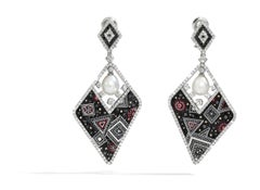 Elegantes Pendientes Diamantes Blancos y Negros Oro Blanco Perla Decorada Micromosaico