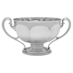 Stylish Edwardian Antique Sterling Silver Bowl, London, 1906