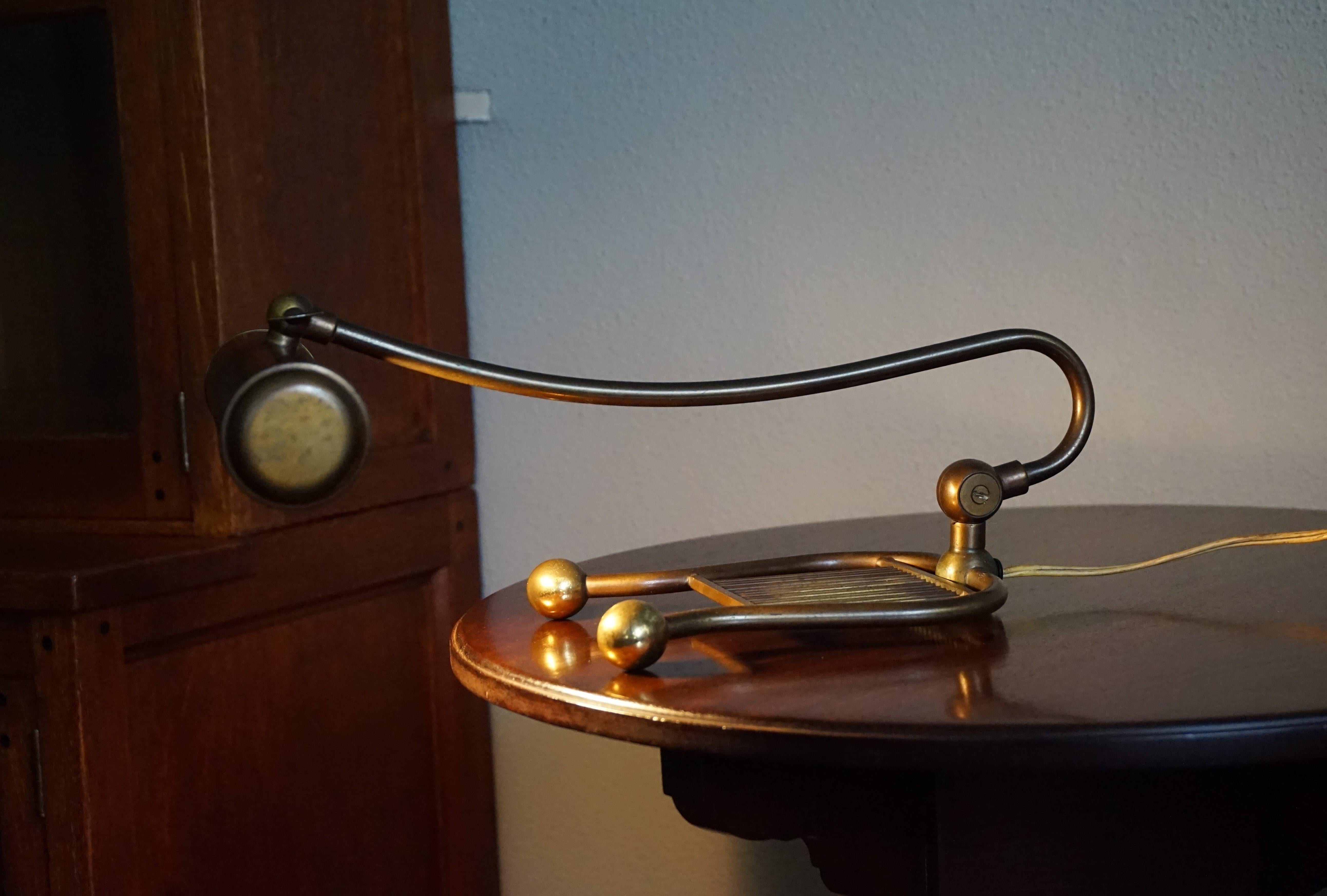 Stylish & Elegant Early to Mid-20th Century Harp Shaped Brass Piano or Desk Lamp 12