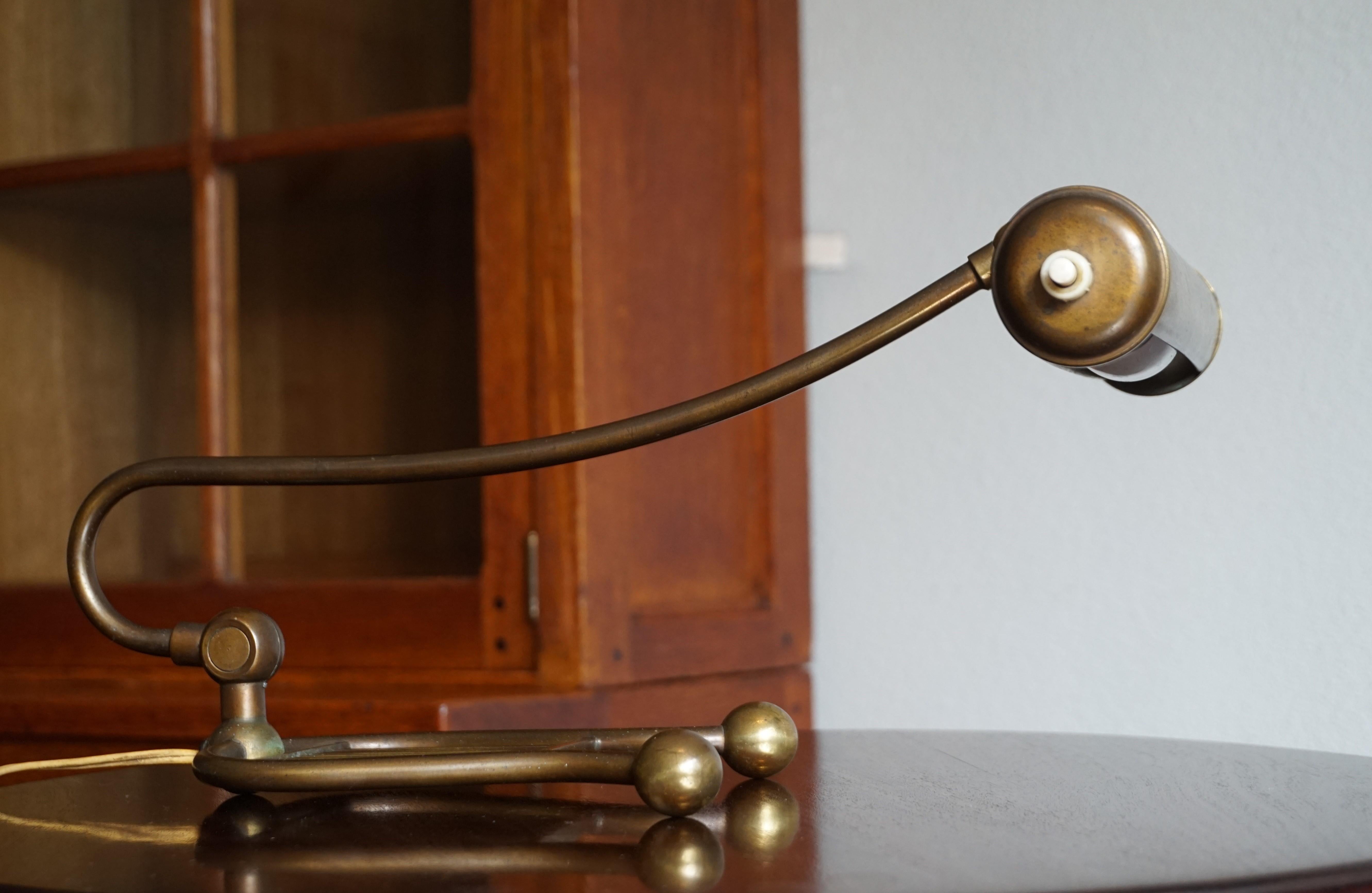 Arts and Crafts Stylish & Elegant Early to Mid-20th Century Harp Shaped Brass Piano or Desk Lamp