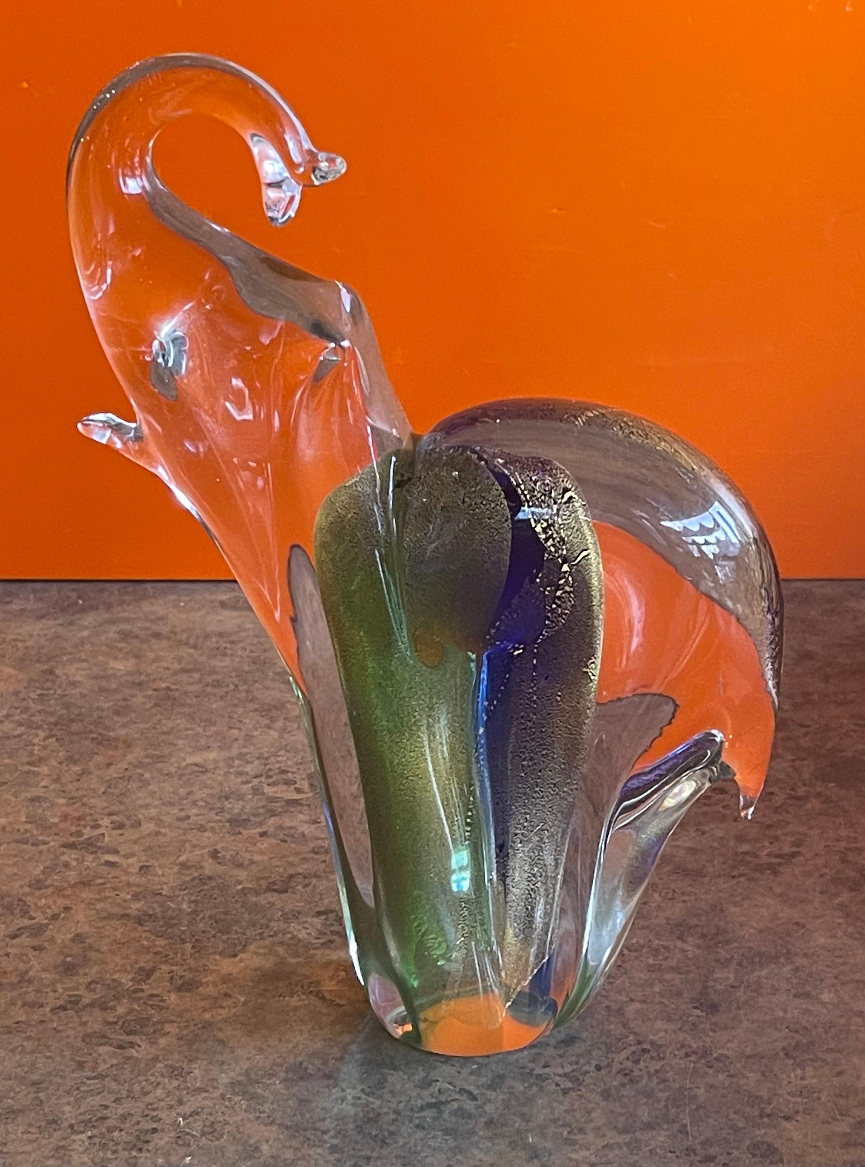 Stylish Elephant Sommerso Art Glass Sculpture by Murano Glass In Good Condition For Sale In San Diego, CA