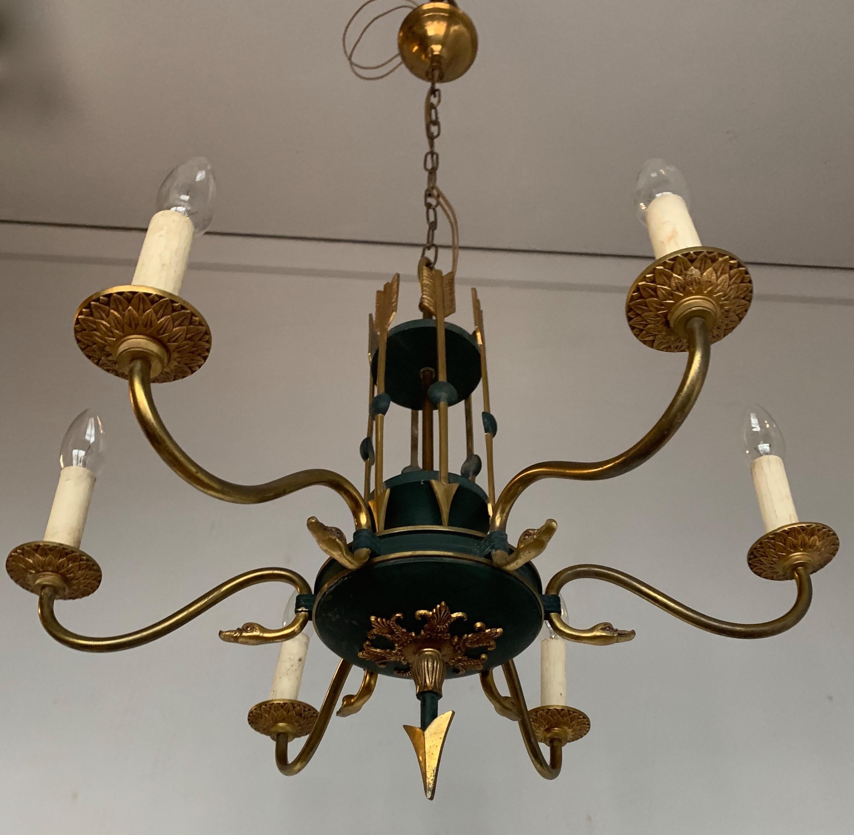 Stylish Empire Revival Six-Light Pendant Chandelier with Swan Heads and Arrows For Sale 5