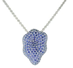 Stylish Floral Blue Sapphire Pendant, 18 Karat White Gold Part of Jewelry Set