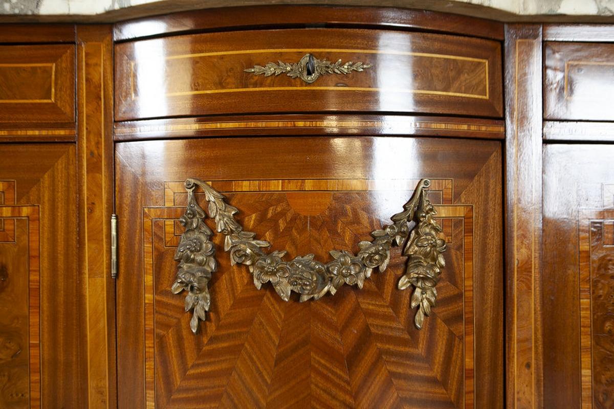 Elegante buffet francese in mogano con specchio, fine XIX secolo in vendita 7