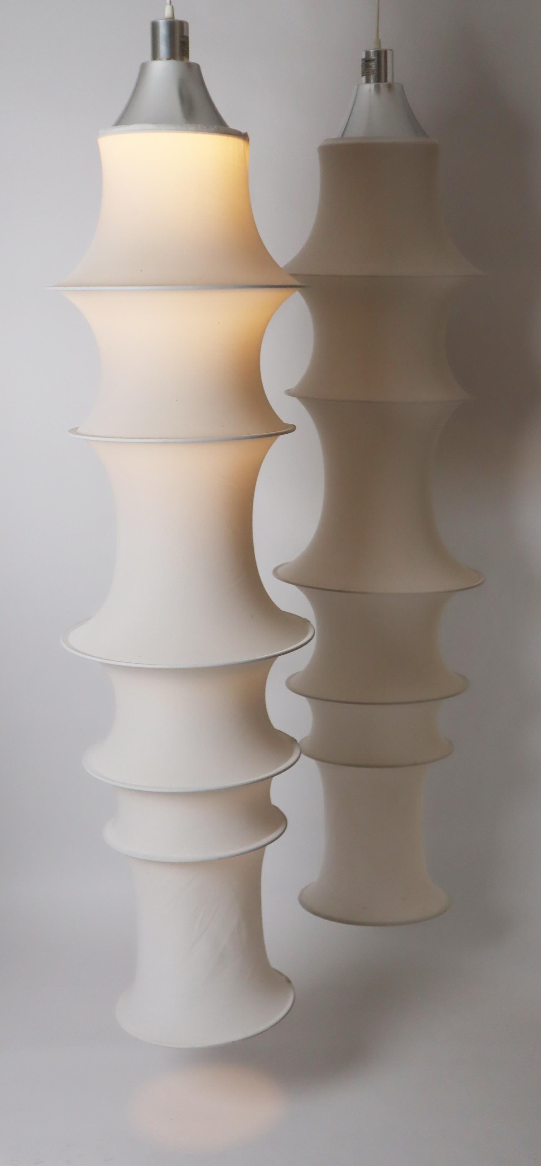 Stylish From Danese Milano Falkland Pendant By Bruno Munari Set Of 2 In Good Condition For Sale In Hannover, DE