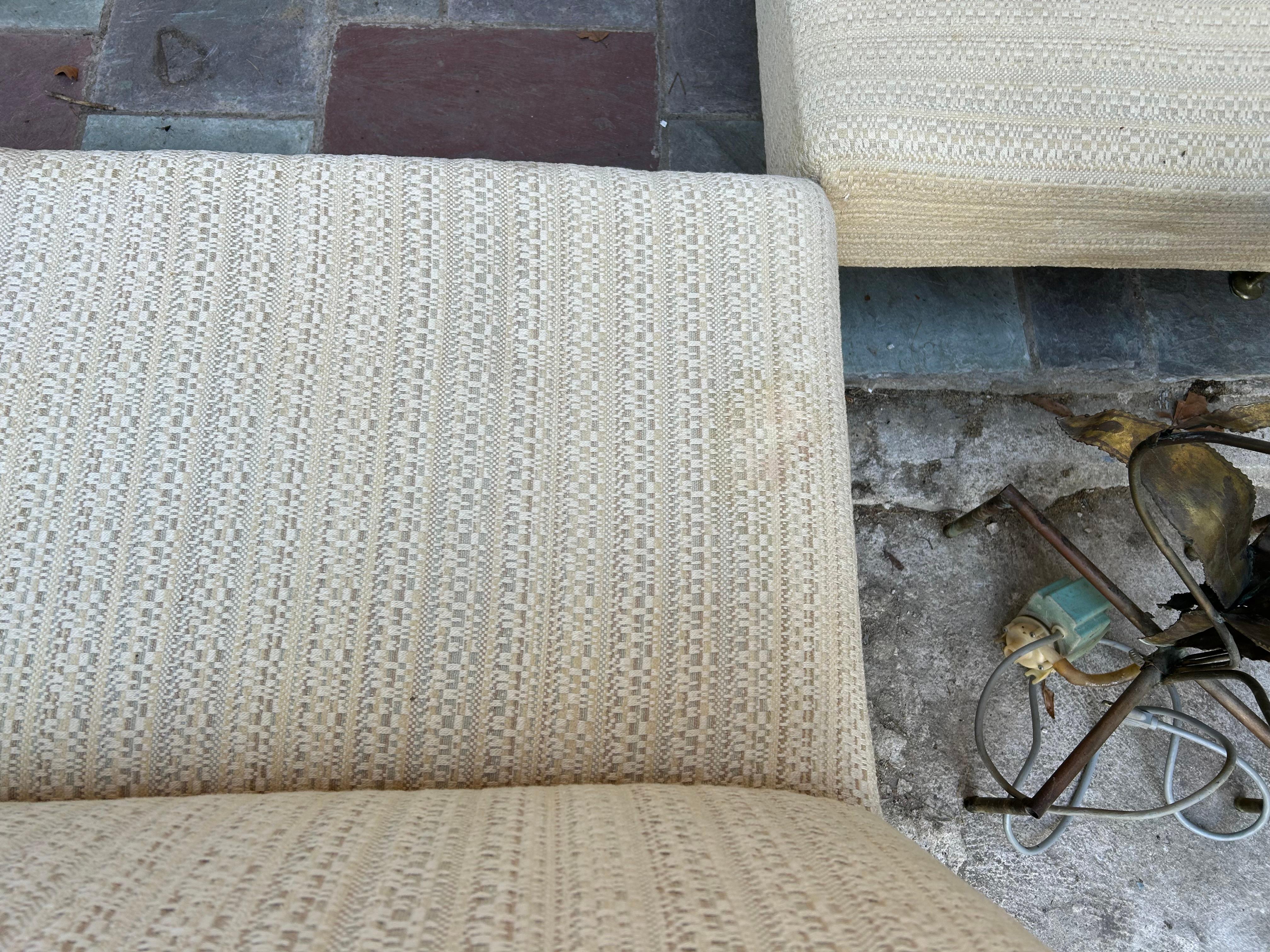 Canapé sectionnel 2 pièces style Gio Ponti italien, pieds en laiton, Mid-Century en vente 12