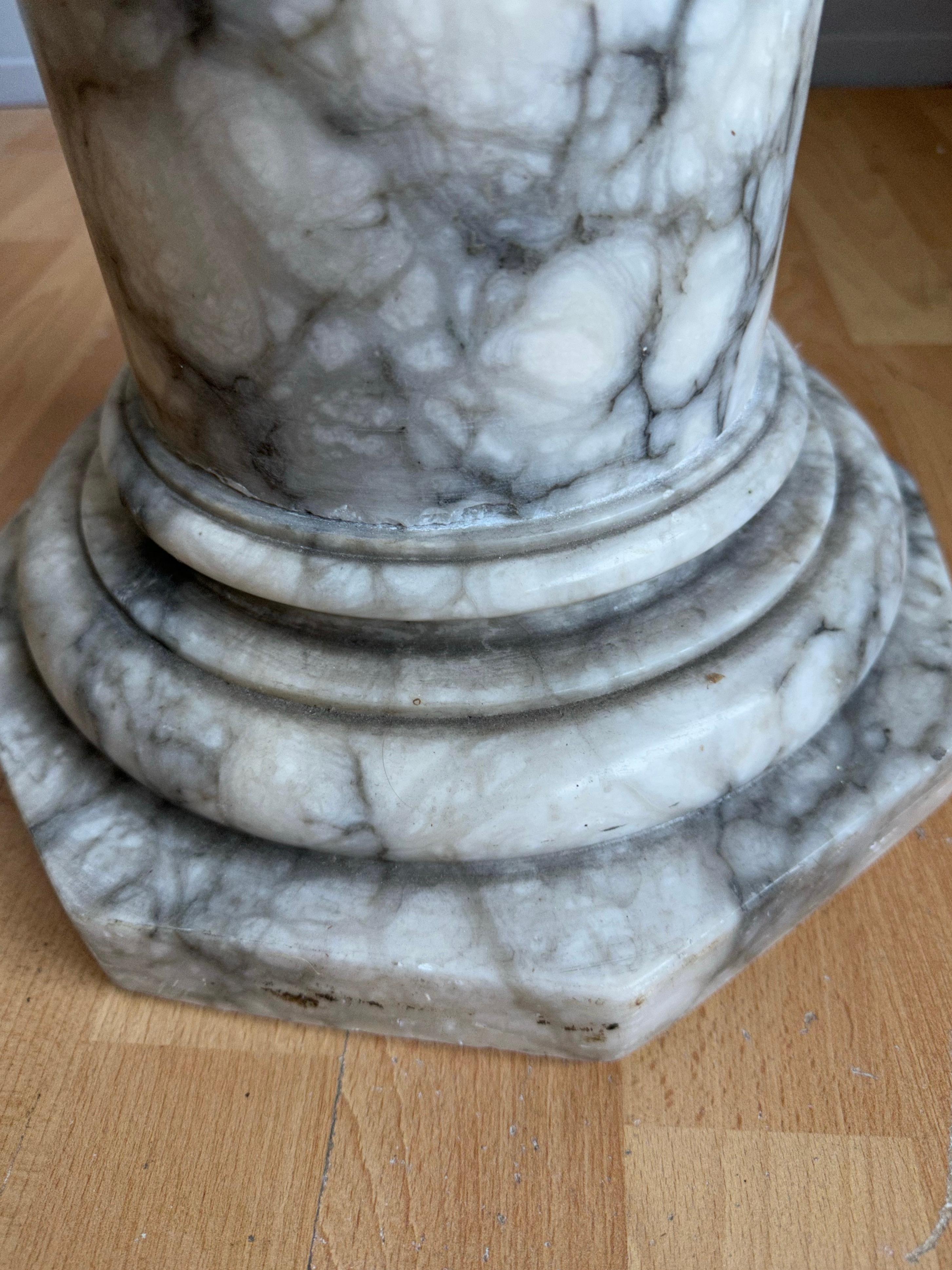 Stylish, Late 1800s Handmade Italian, Alabaster Column Pedestal or Plant Stand For Sale 2