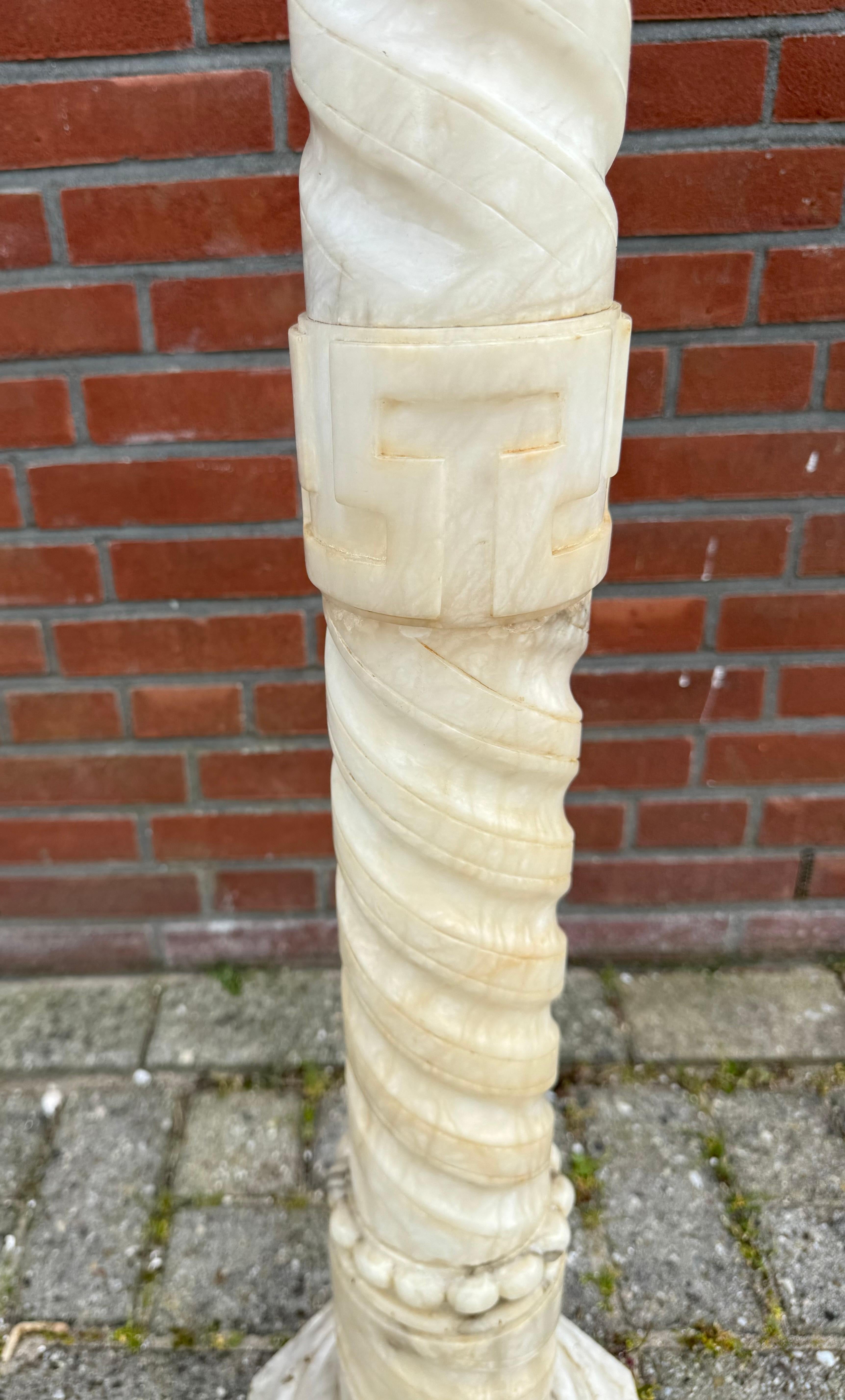 Stylish, Late 1800s Handmade Italian, Alabaster Column, Pedestal or Stand For Sale 8