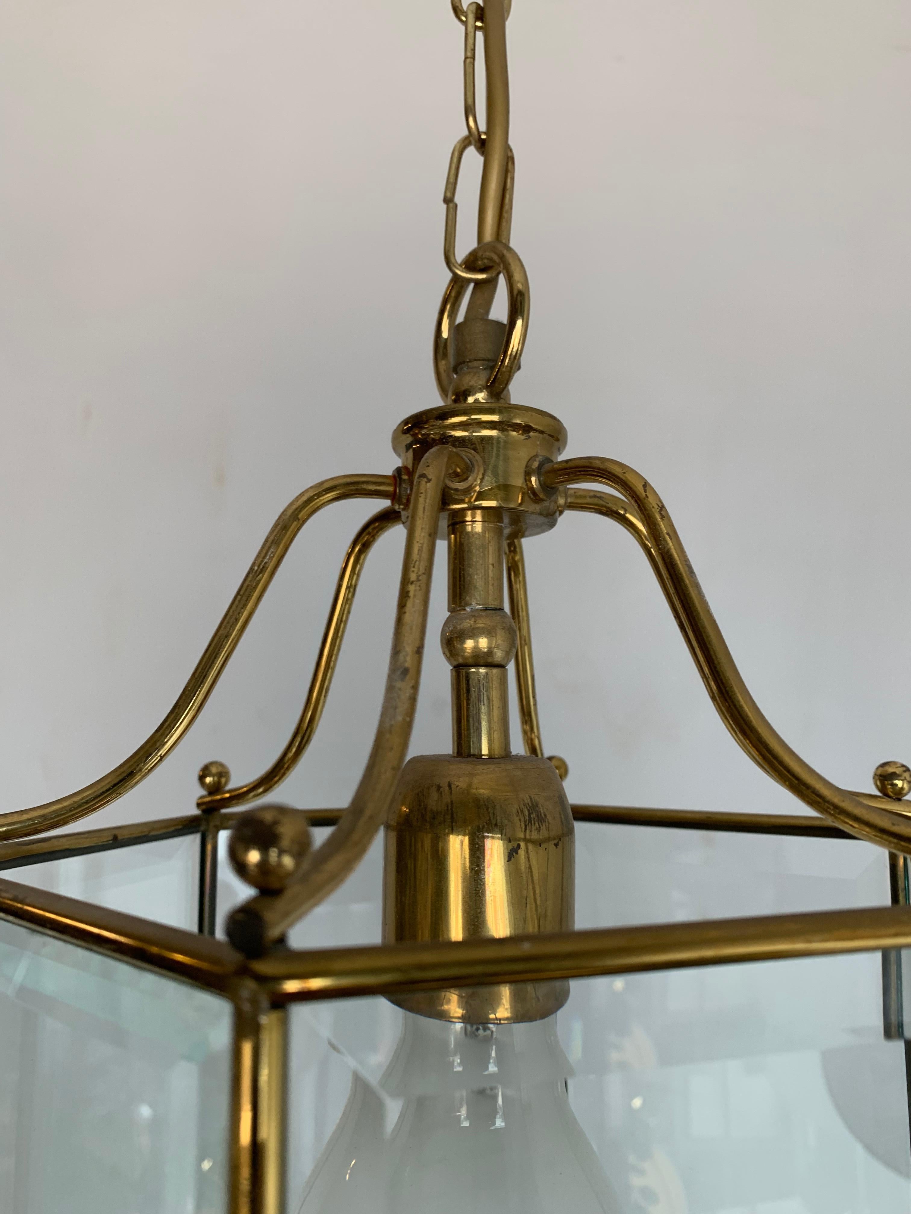 Stylish Late 20th Century Brass & Beveled Glass Hexagonal Pendant Light Fixture For Sale 11