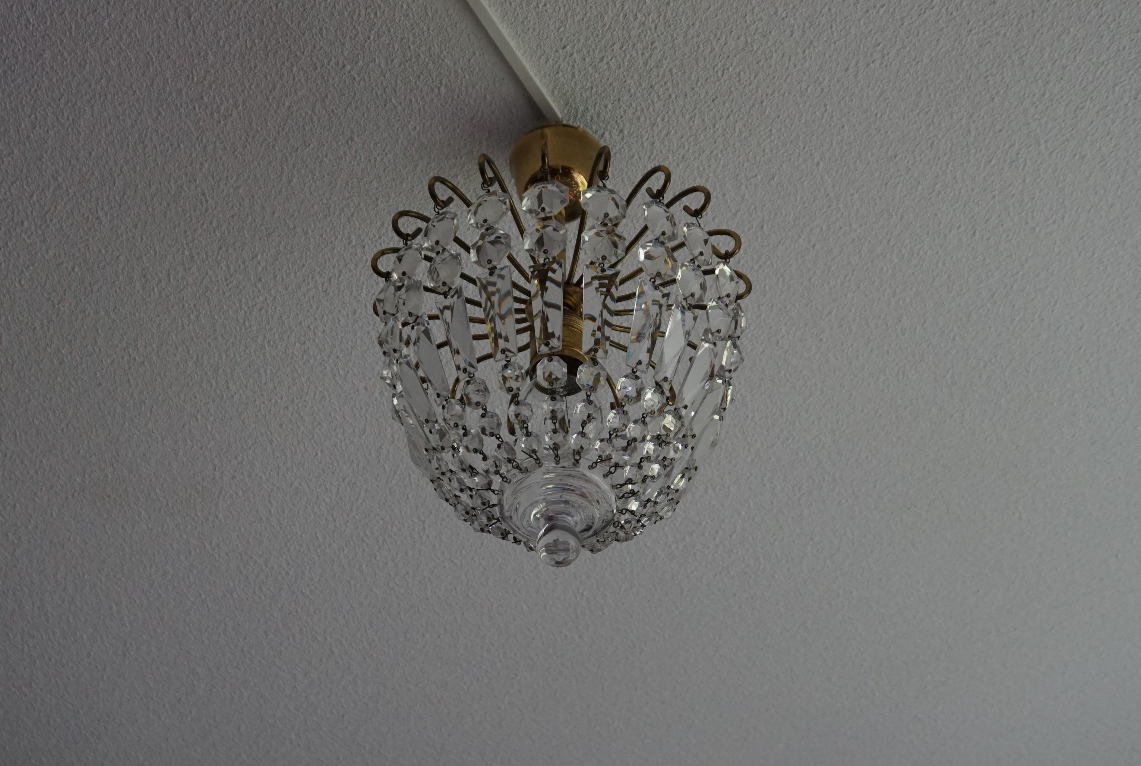 Stylish Little Mid Century Brass and Crystal Glass Murano Pendant Light Fixture In Good Condition In Lisse, NL