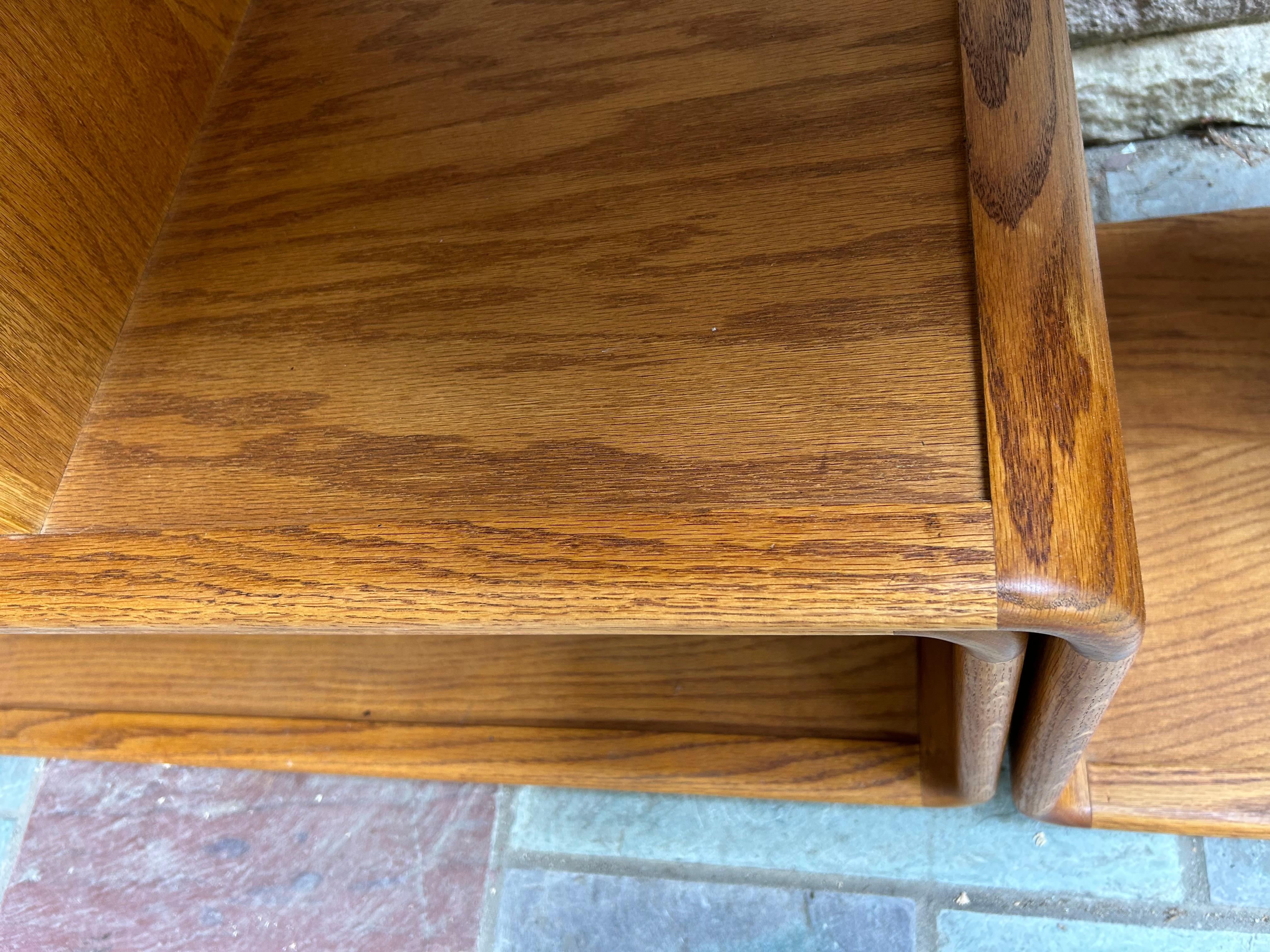 Stylish Lou Hodges 2 Piece Modular Wall Unit TV Console Shelf Mid-Century Modern In Good Condition For Sale In Pemberton, NJ