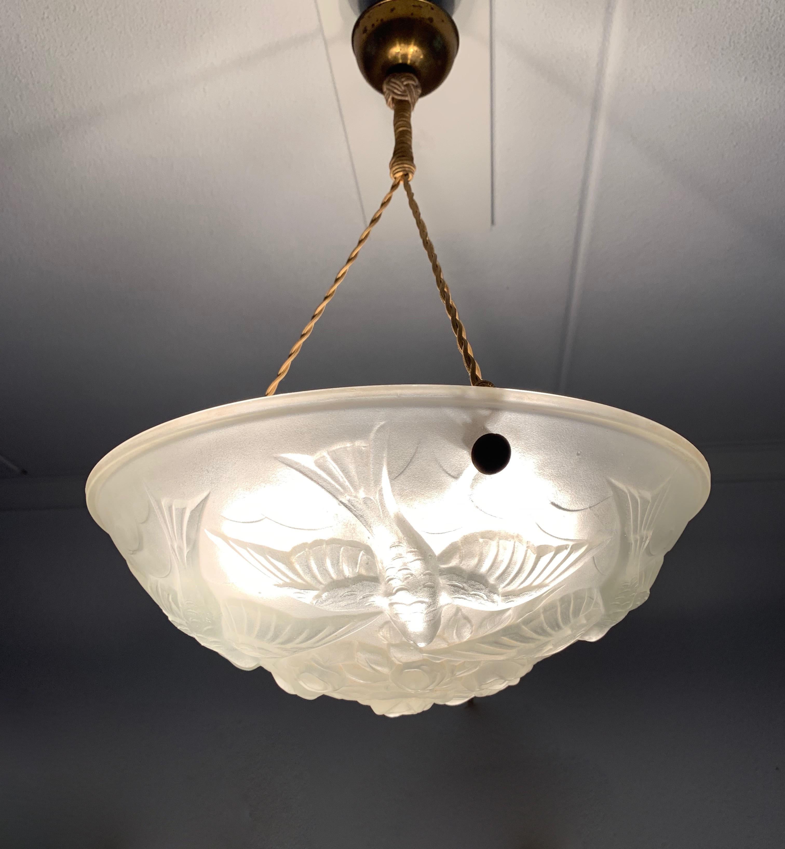 Stylish & Meaningful Art Deco Chandelier, Frosted Glass w. Flying Pigeons Sabine 3