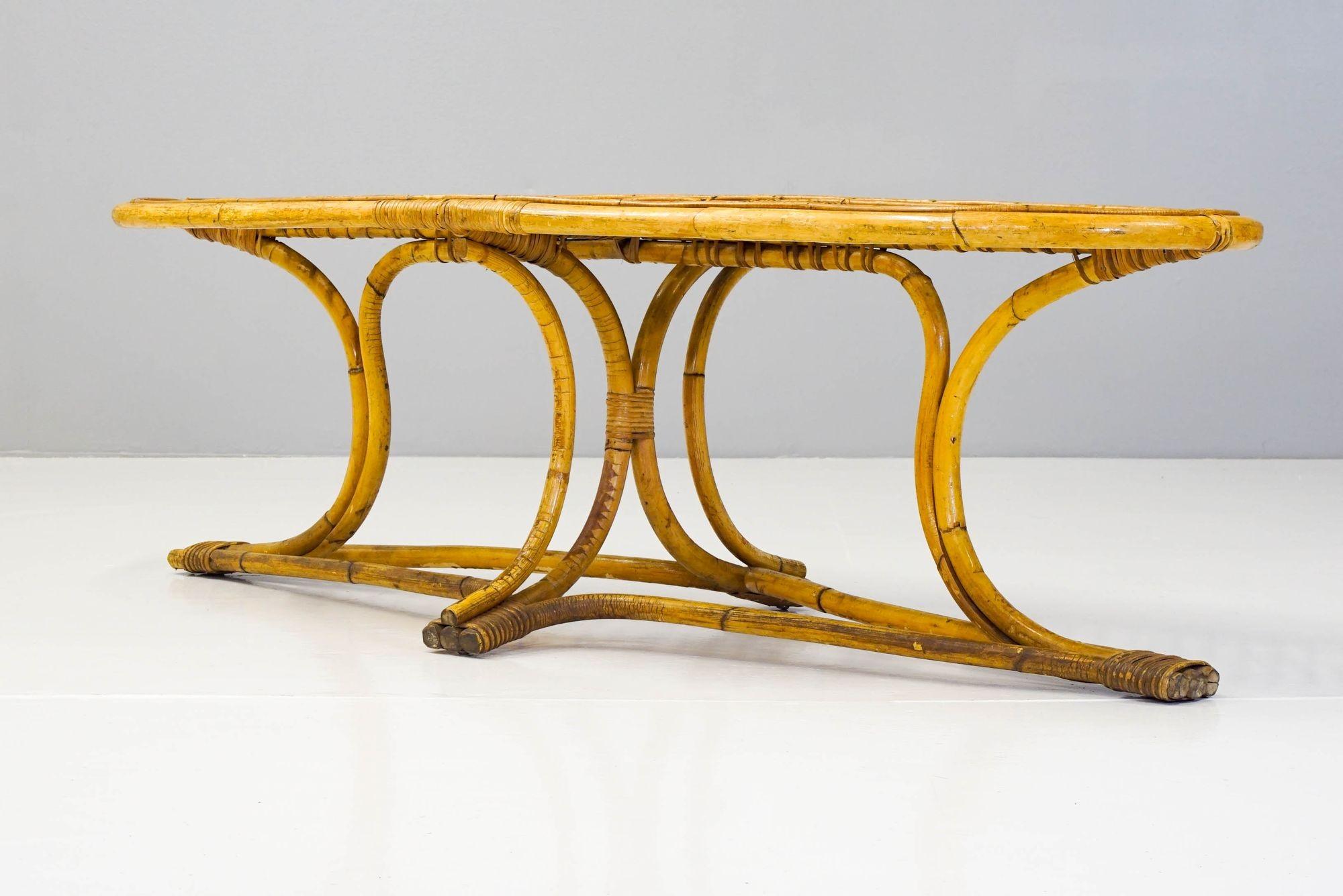 Milieu du XXe siècle Table basse en bambou du milieu du siècle en vente