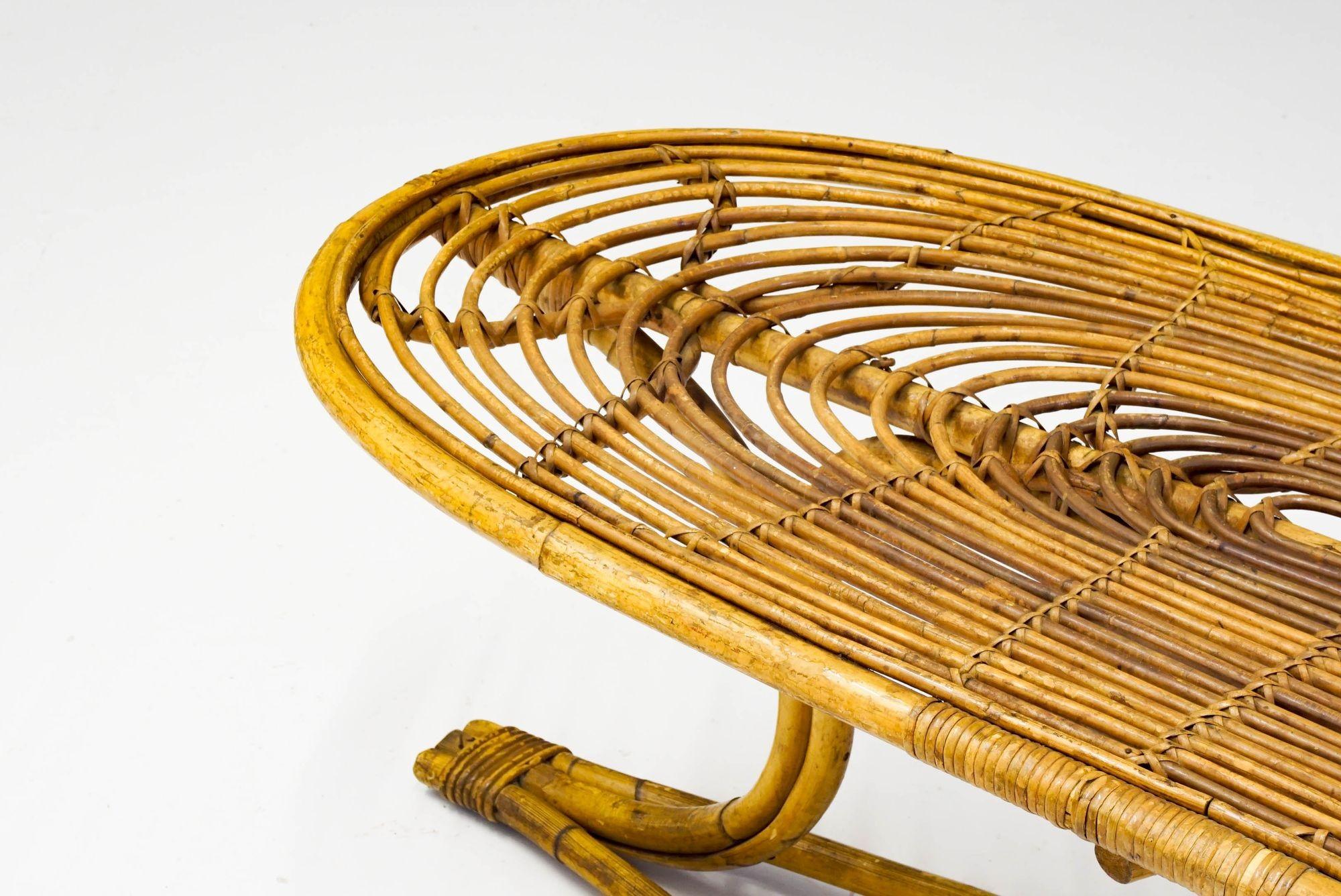 Table basse en bambou du milieu du siècle en vente 1