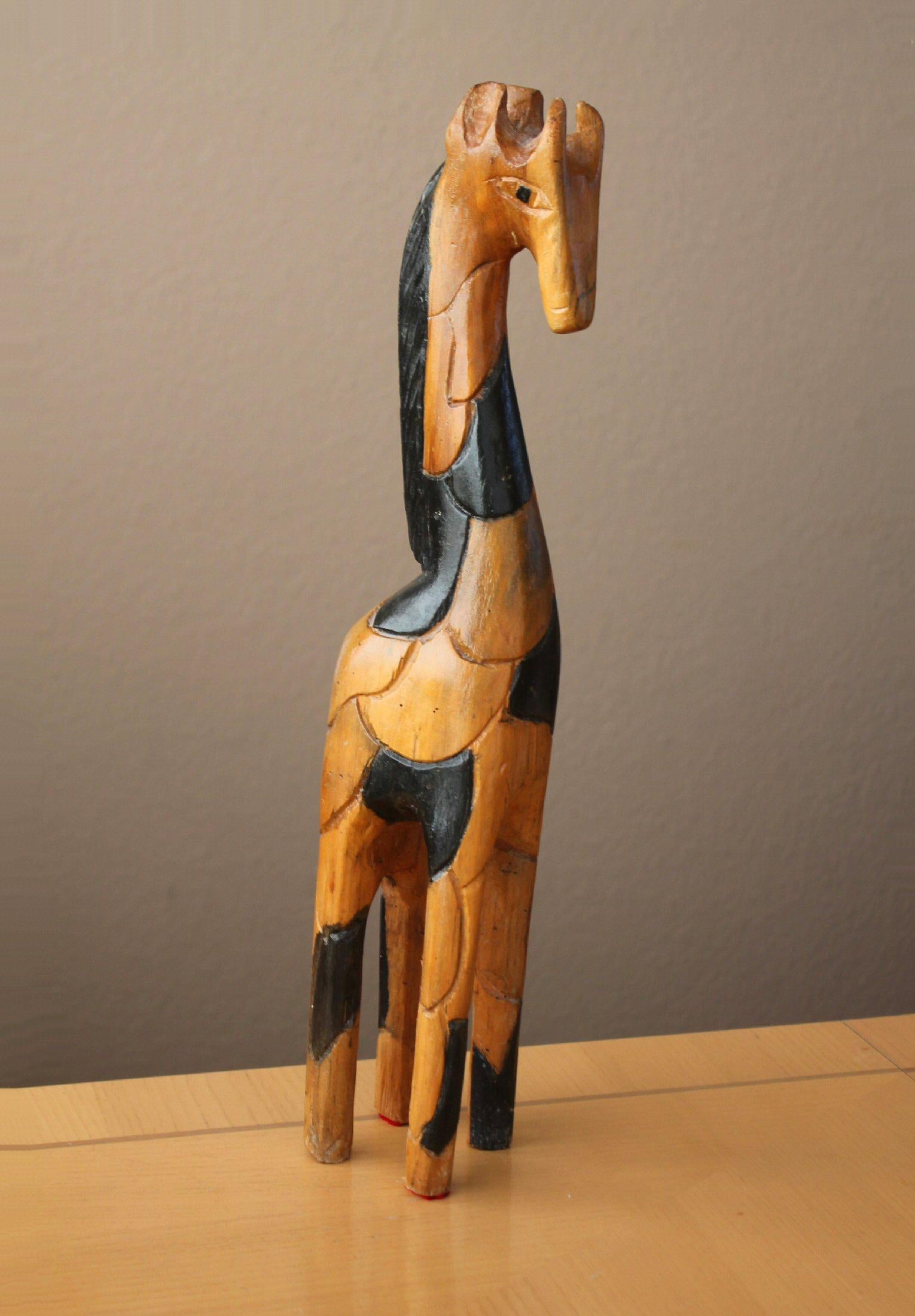 Stylish Mid Century Carved Wood Abstract Giraffe Sculpture! 50s Carved Art Decor In Good Condition For Sale In Peoria, AZ