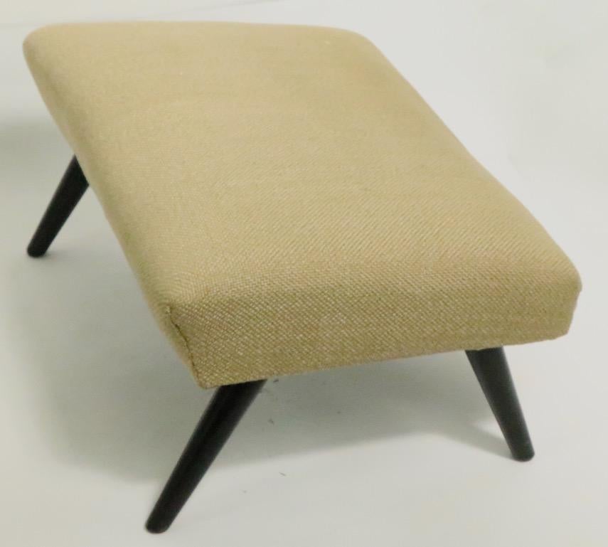 Stylish Mid Century Lounge Chair and Ottoman 3