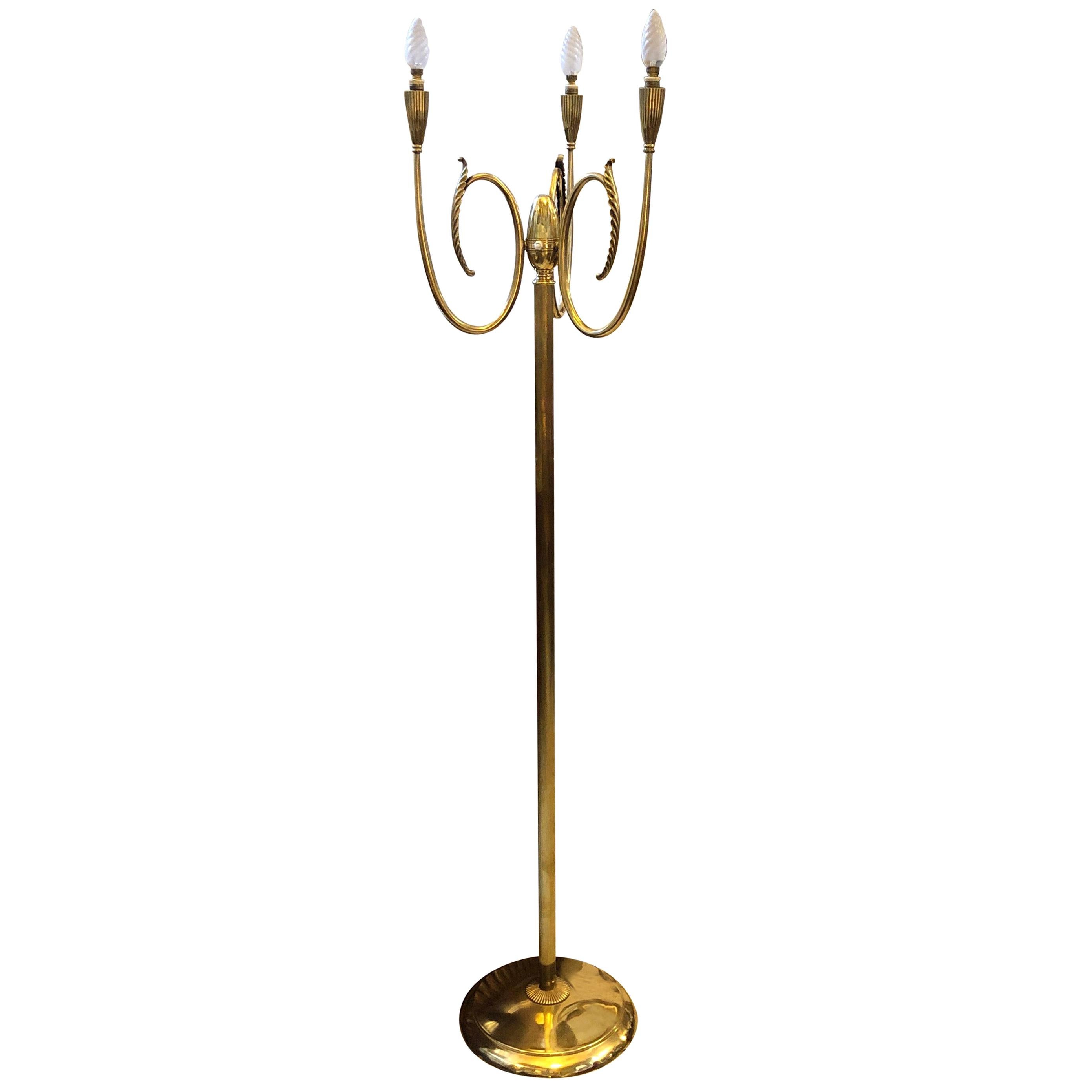 Stylish Mid-Century Modern Brass Italian Floor Lamp, circa 1950 For Sale