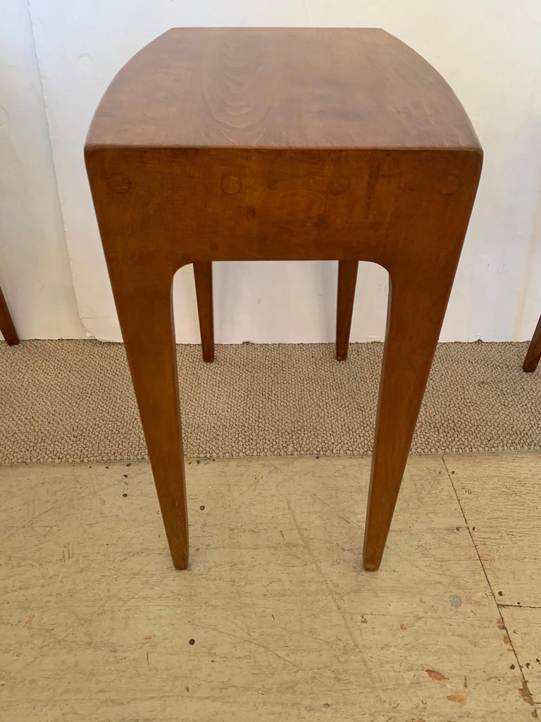 Stylish Mid Century Modern Set of Heywood Wakefield Maple Nesting