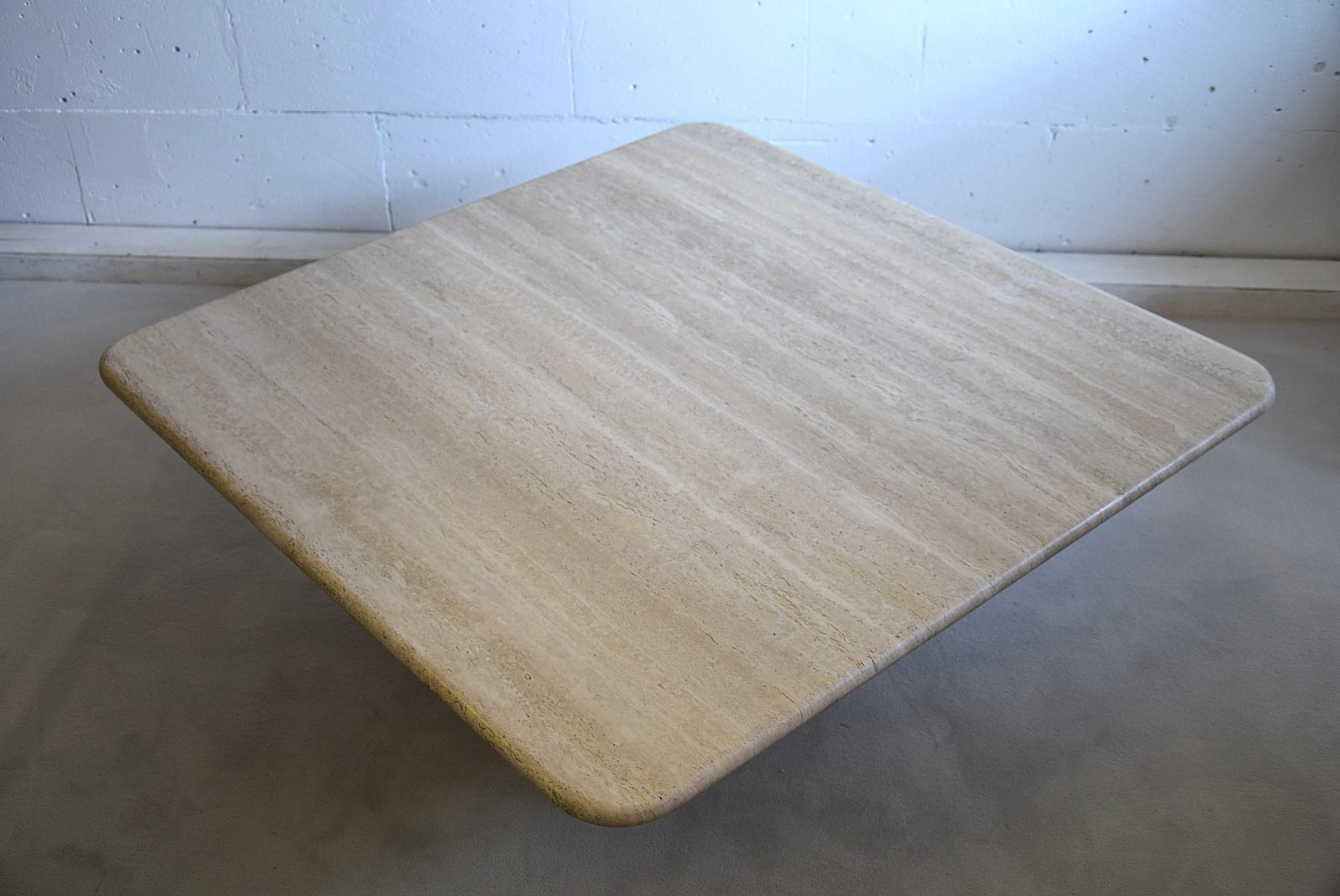 Mid-Century Modern Travertine side table in great condition. This elegant and sophisticated piece has no damage.
The table will be shipped abroad in a custom made wooden crate. Cost of transport to the US crate included is Euro 1450.
Travertine is a