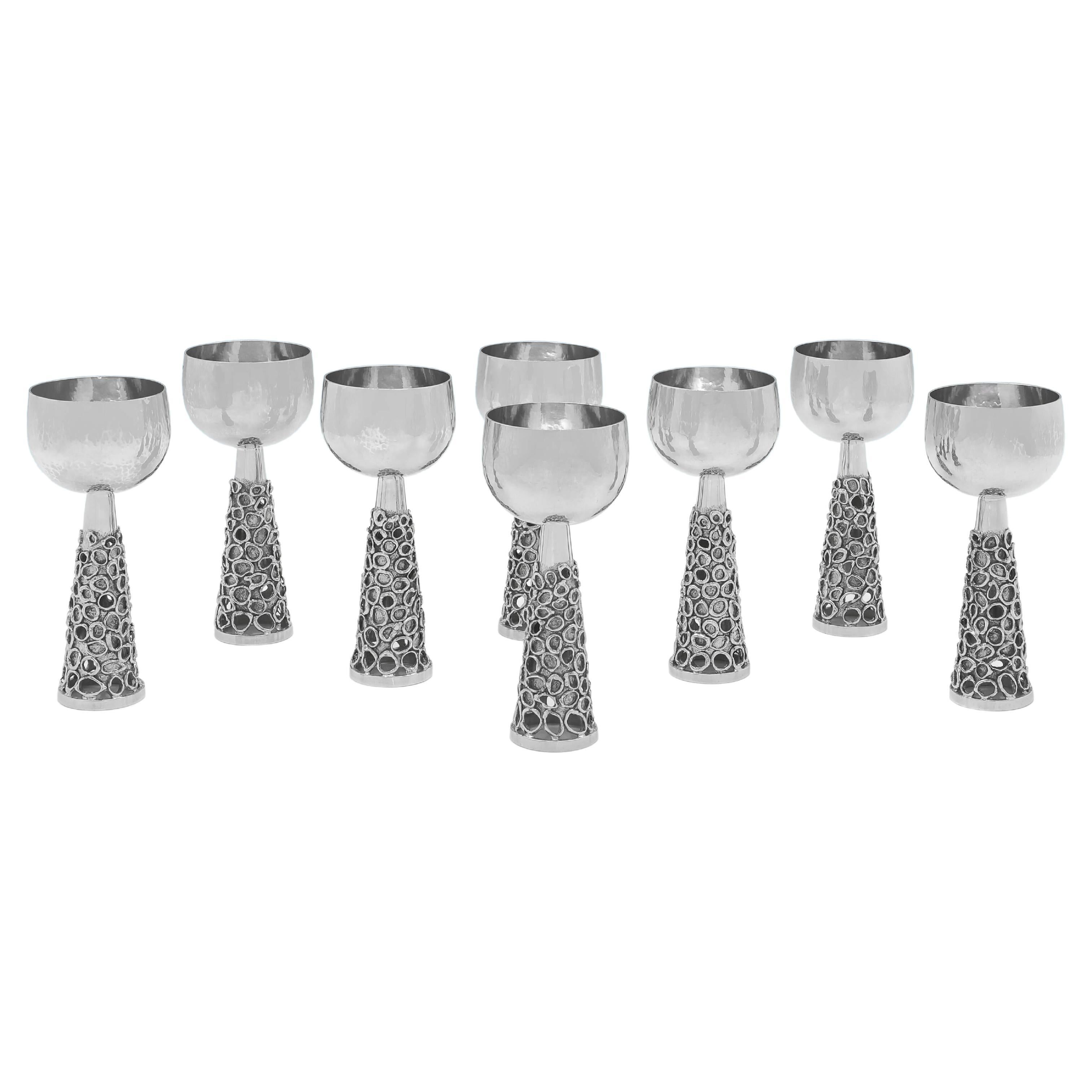 Stylish Mid-Century Sterling Silver Set of 8 Wine Goblets, Graham Watling, 1974 For Sale
