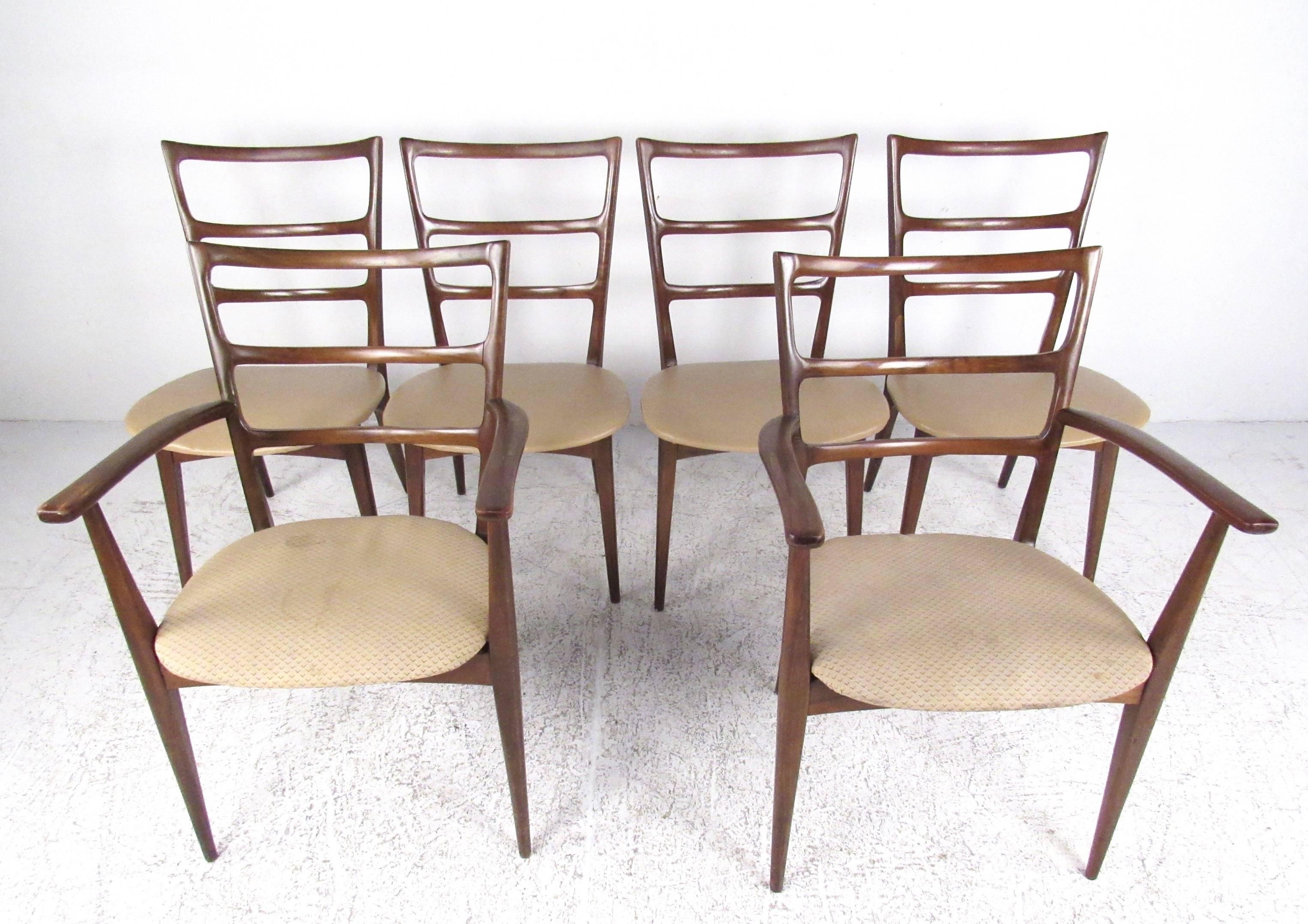 Sechs Esszimmerstühle mit Leiterrücken (Moderne der Mitte des Jahrhunderts) im Angebot