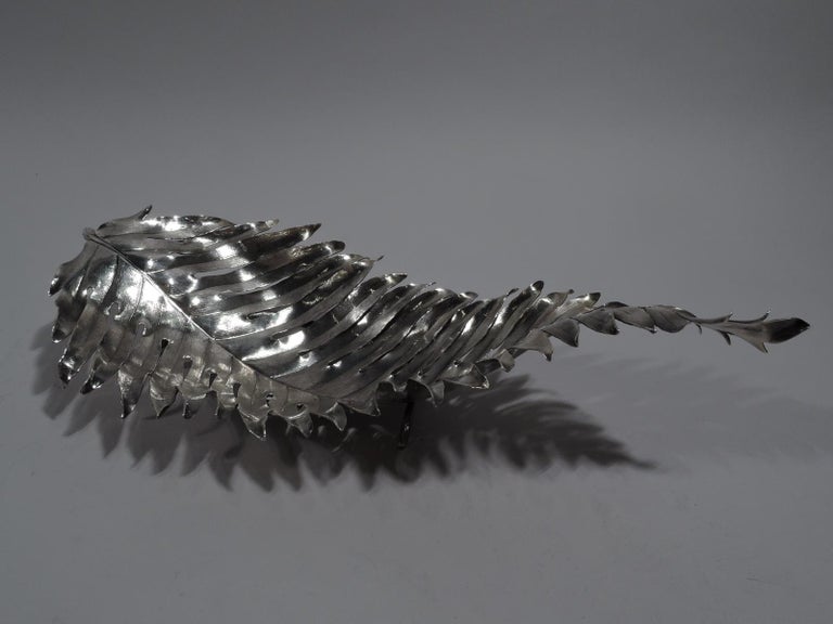 Stylish and Modern Sterling Silver Fern Dish by Buccellati For Sale at ...