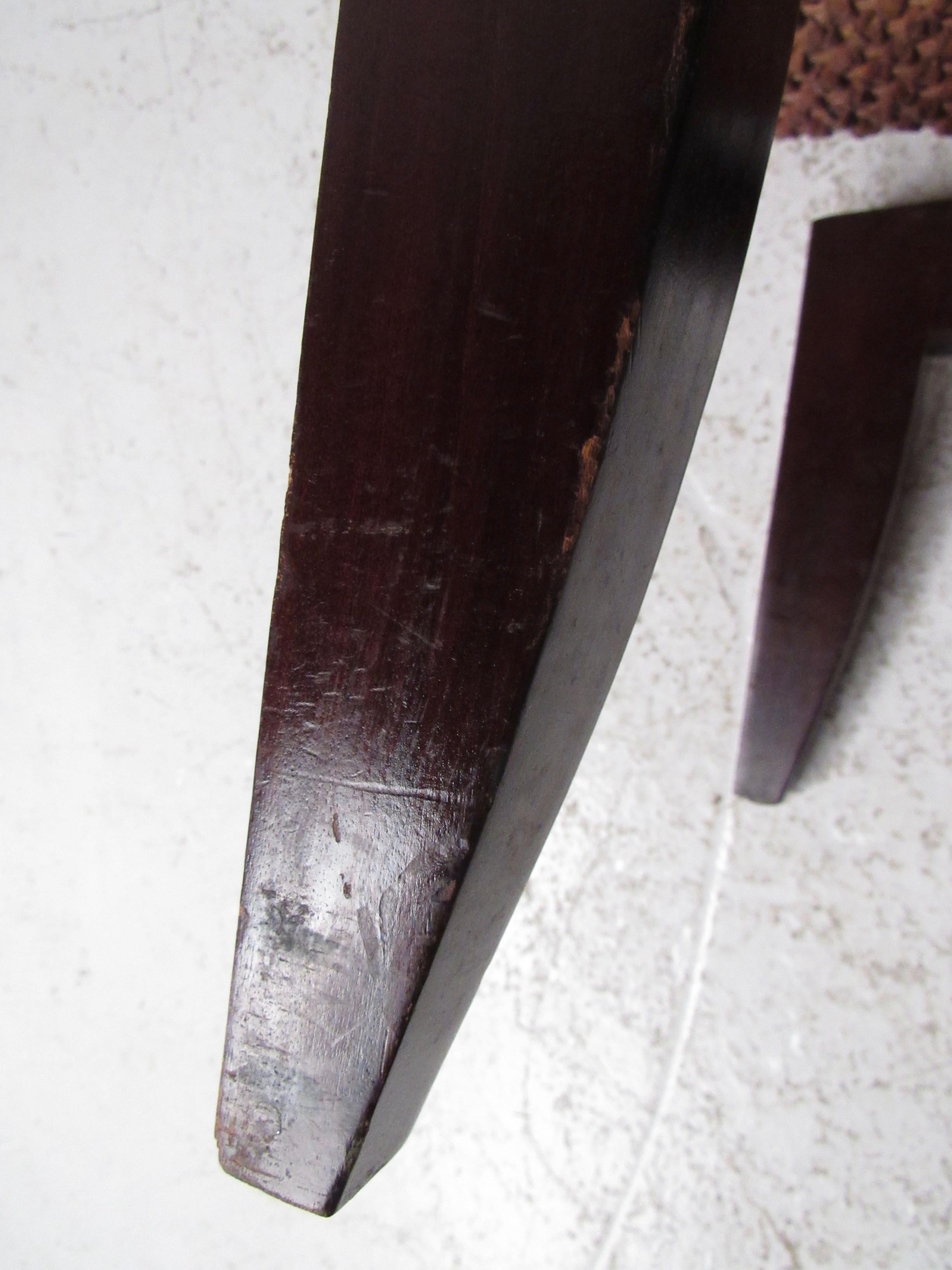 Stylish Modern Two-Seat Window Bench 7