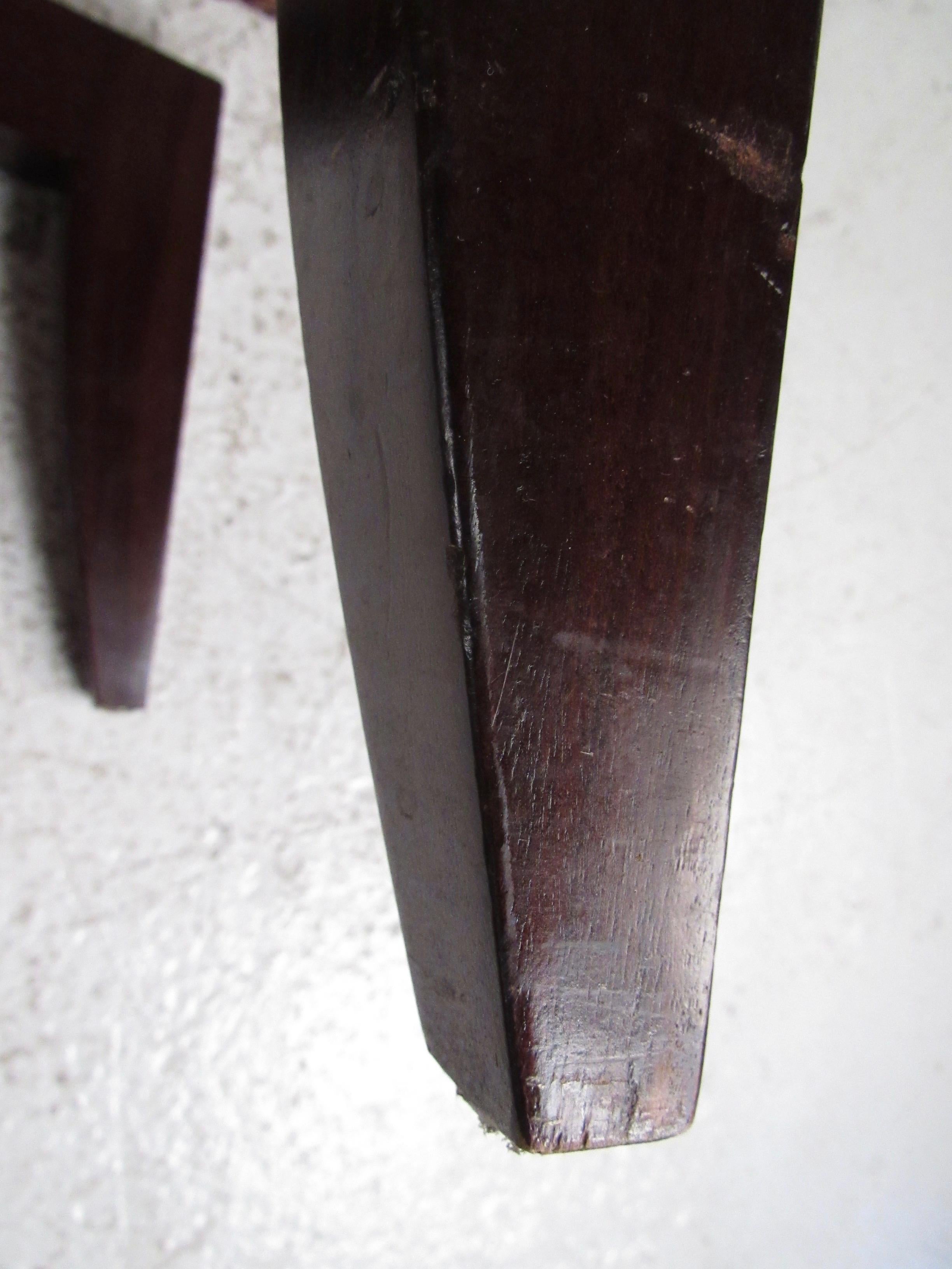 Stylish Modern Two-Seat Window Bench 8