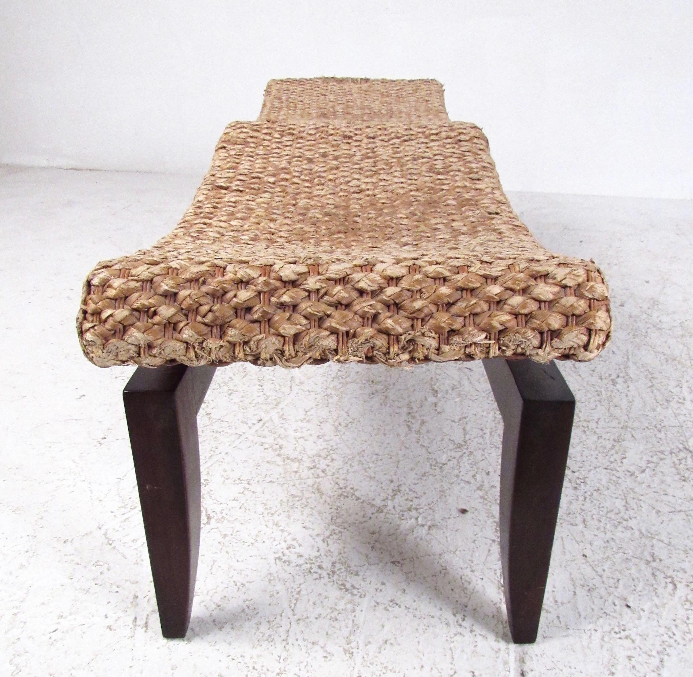 Stylish Modern Two-Seat Window Bench 1