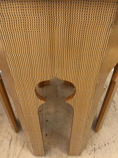 Table d'appoint d'inspiration marocaine Table d'appoint enveloppée de tissu d'herbe