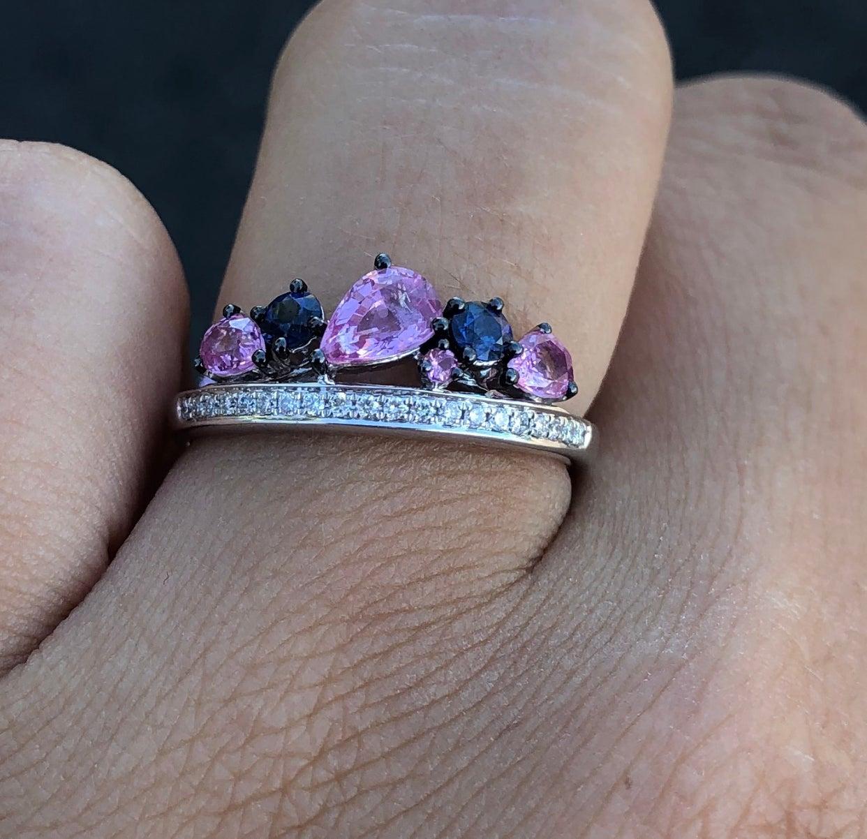 For Sale:  Stylish Multi-Color Diamond Pink Sapphire White Gold 14 Karat Ring for Her 2