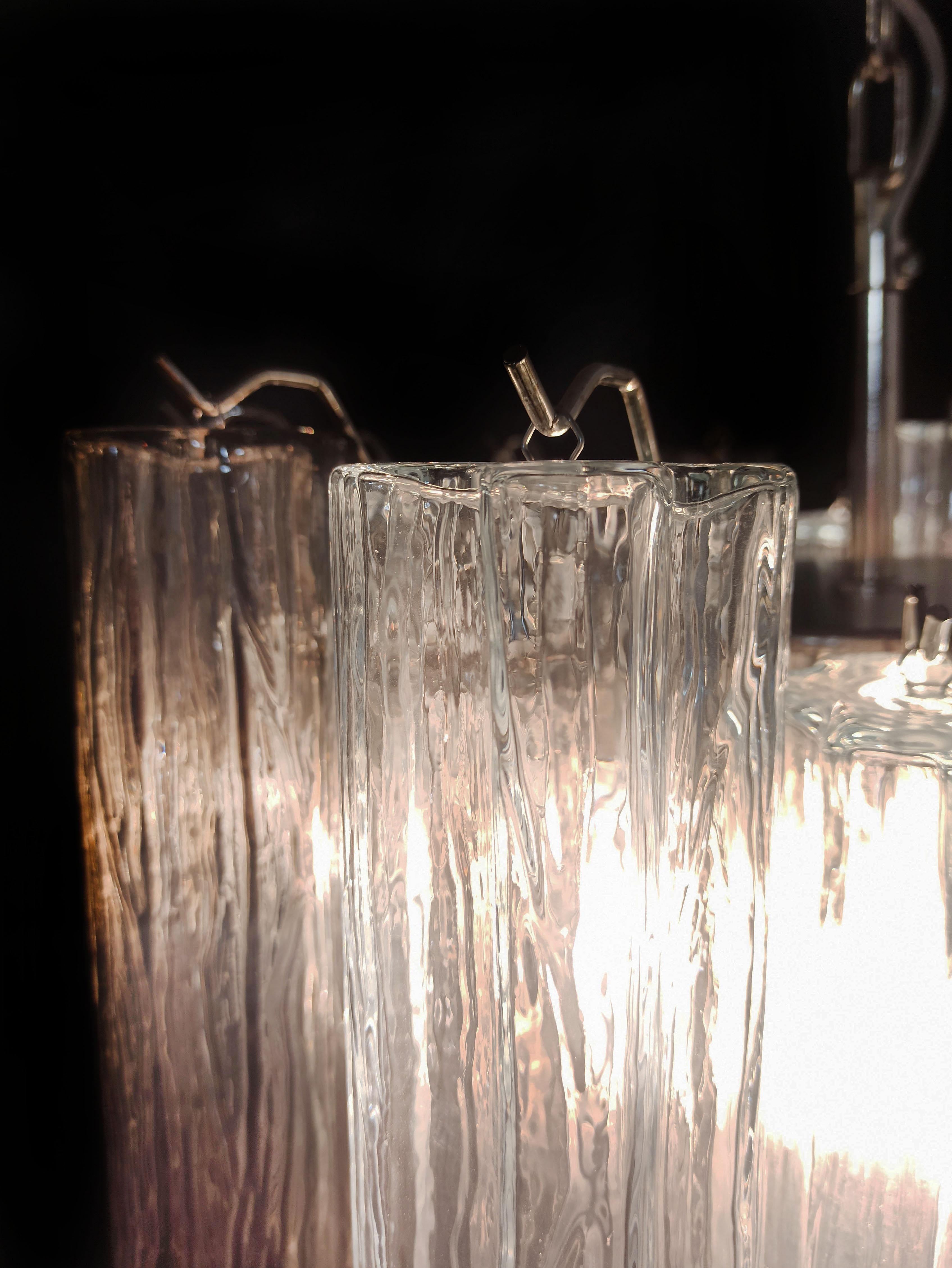 Lustre élégant tube en verre de Murano, 36 tubes en verre fumé en vente 2