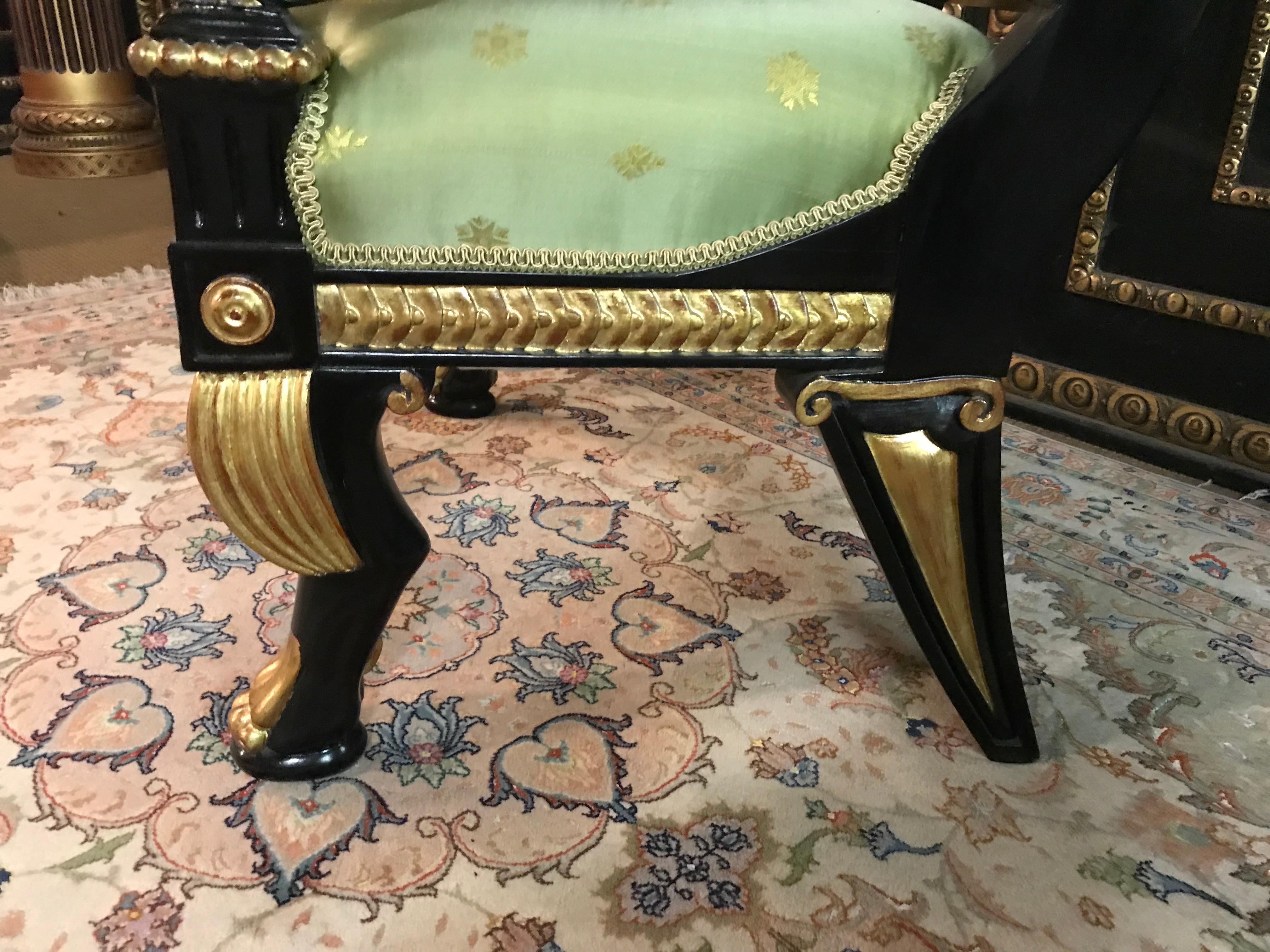 Fauteuil élégant en forme de cygne napoléonien de style Empire 3