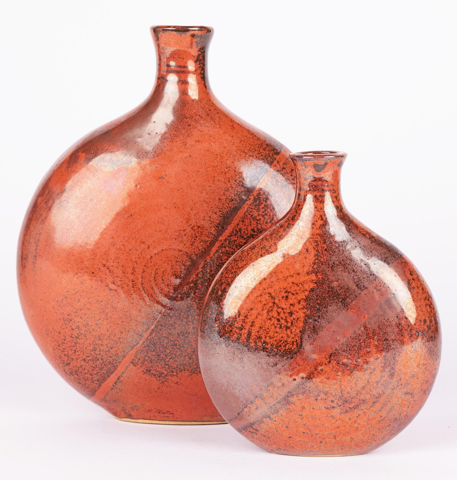 Stylish Pair Graduated Brown Glazed Studio Pottery Moon Vases In Excellent Condition For Sale In Bishop's Stortford, Hertfordshire