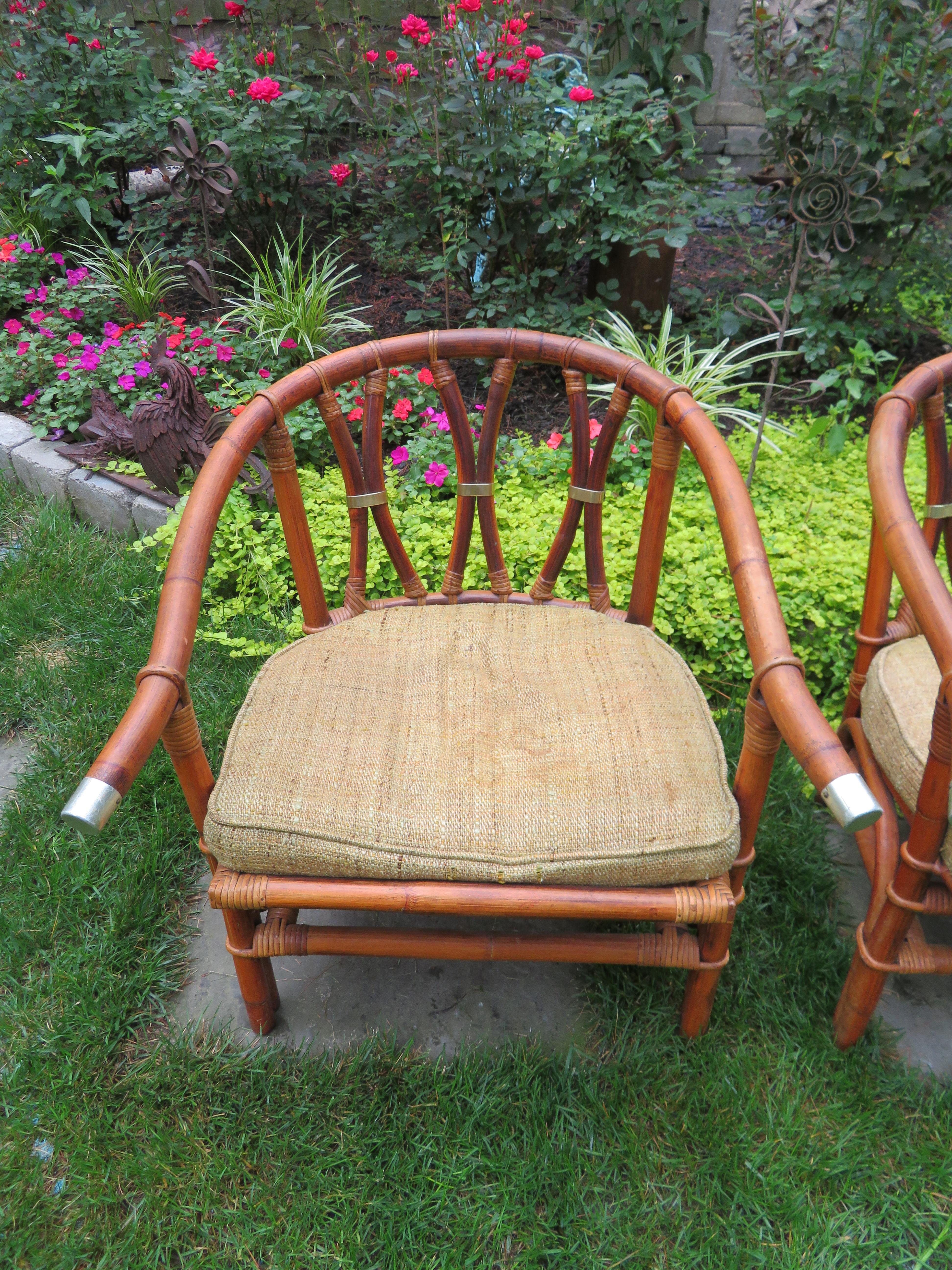 Mid-Century Modern Stylish Pair John Wisner Far Horizion Horseshoe Back Rattan Chairs Ottoman For Sale