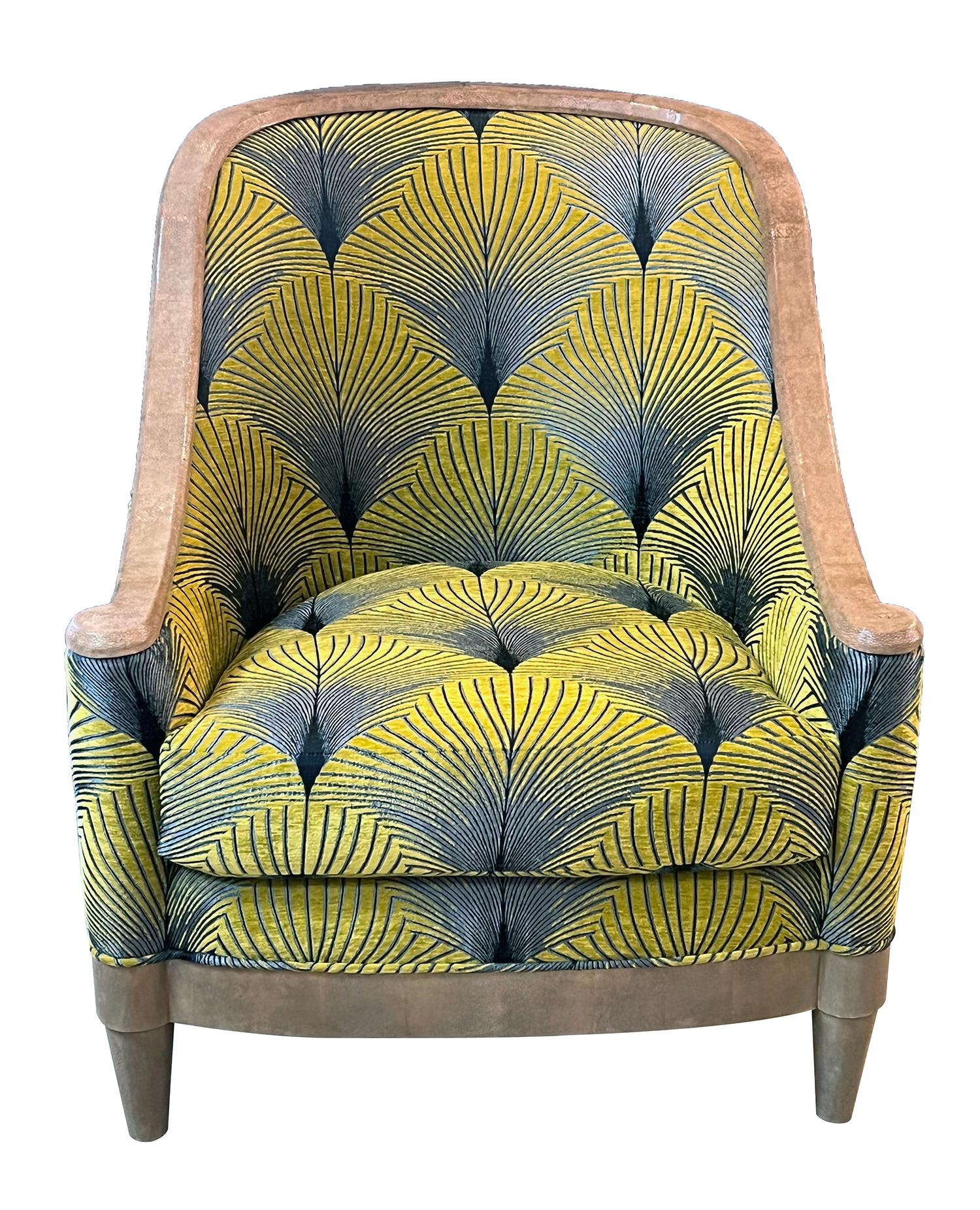 Elegante Pareja de Bergeres de Shagreen con Respaldo de Barril de Estilo Art Decó de Lx Rossi Estadounidense en venta