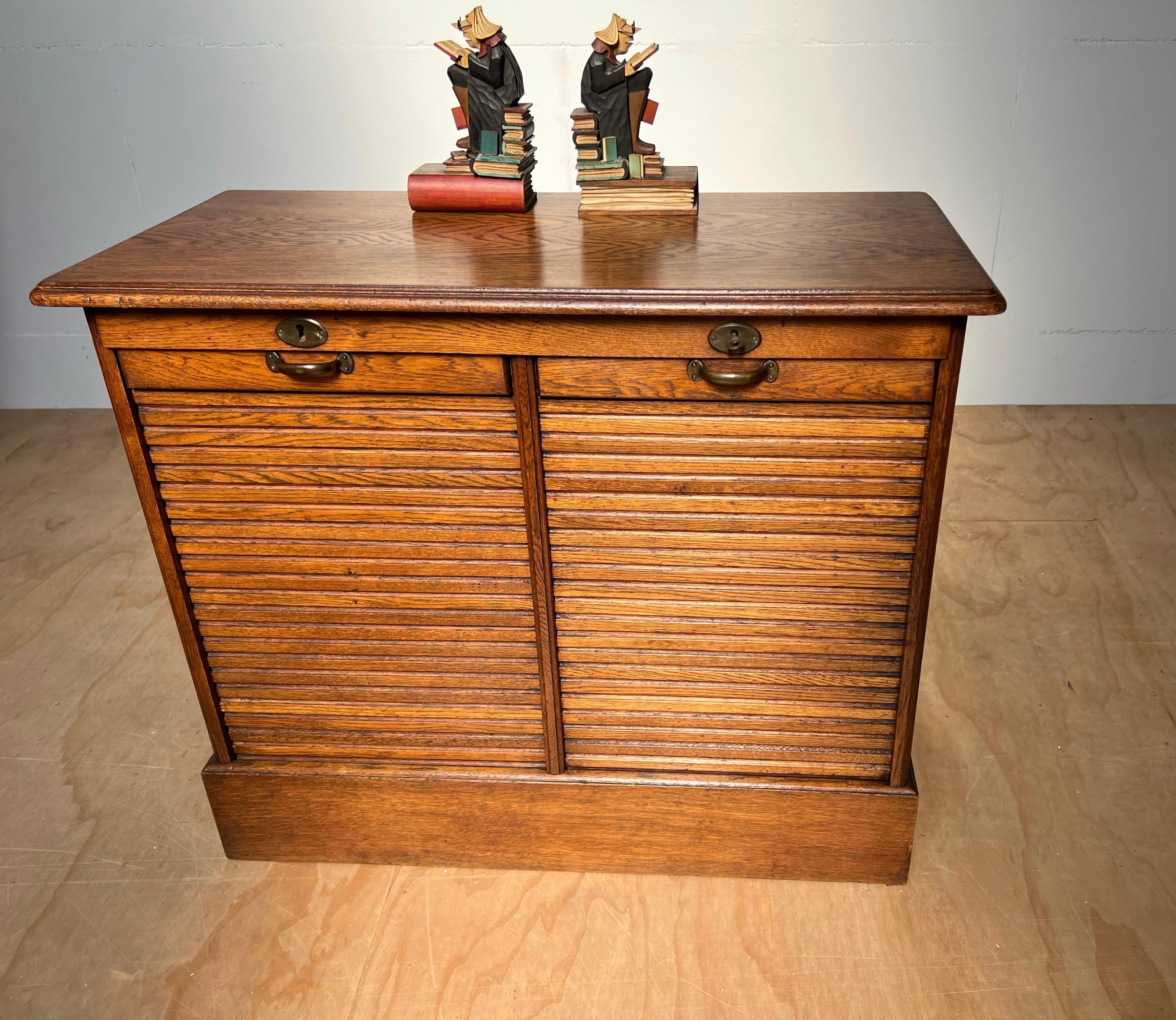 European Stylish Pair of Hand Carved / Sculpted Wooden Art Deco Era Alchemist Bookends For Sale