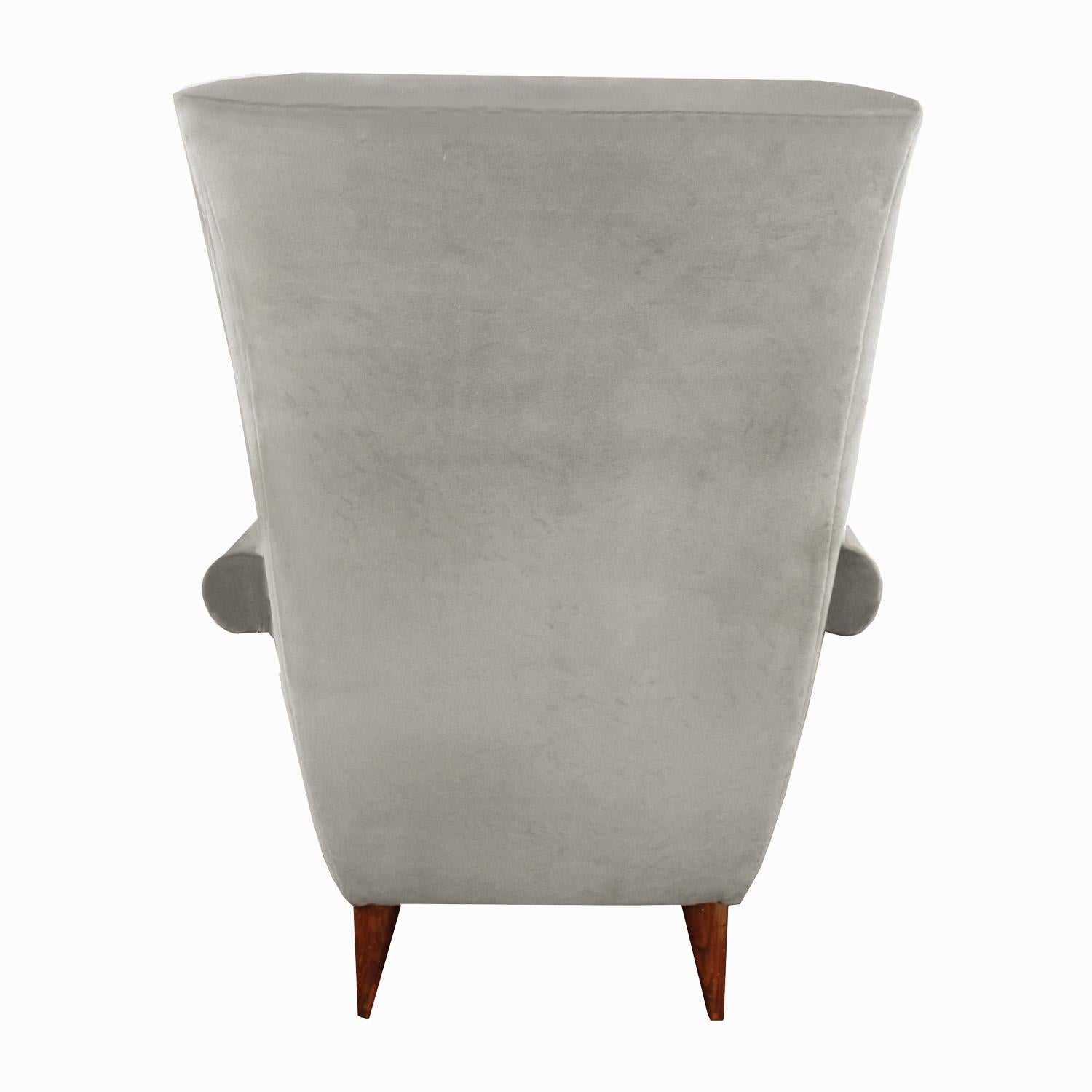 Fait main Paire élégante de chaises à dossier haut The Modernity, années 1950 en vente