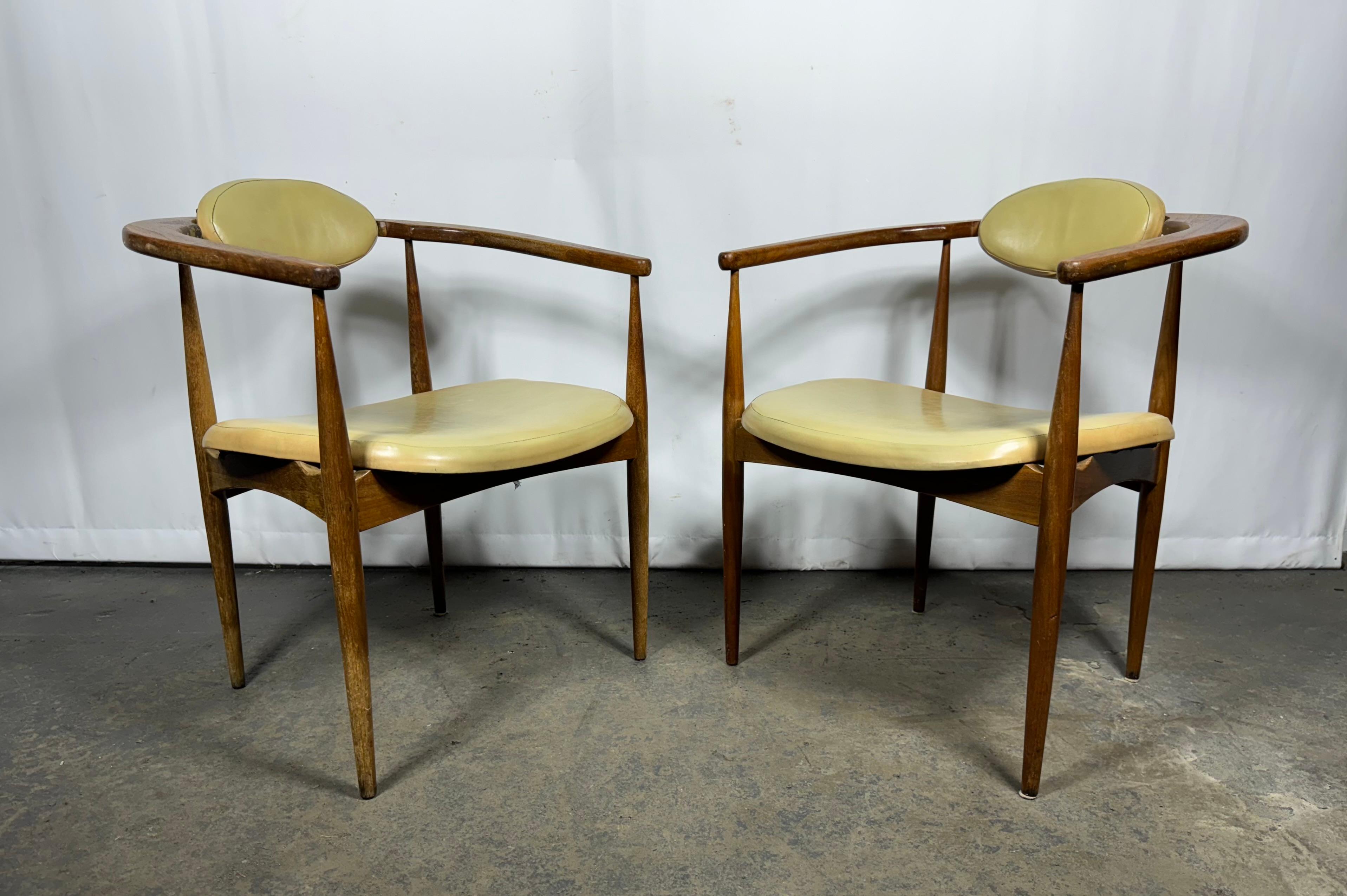 Mid-Century Modern Paire de fauteuils modernistes par Adrian Pearsall pour Craft Associates en vente