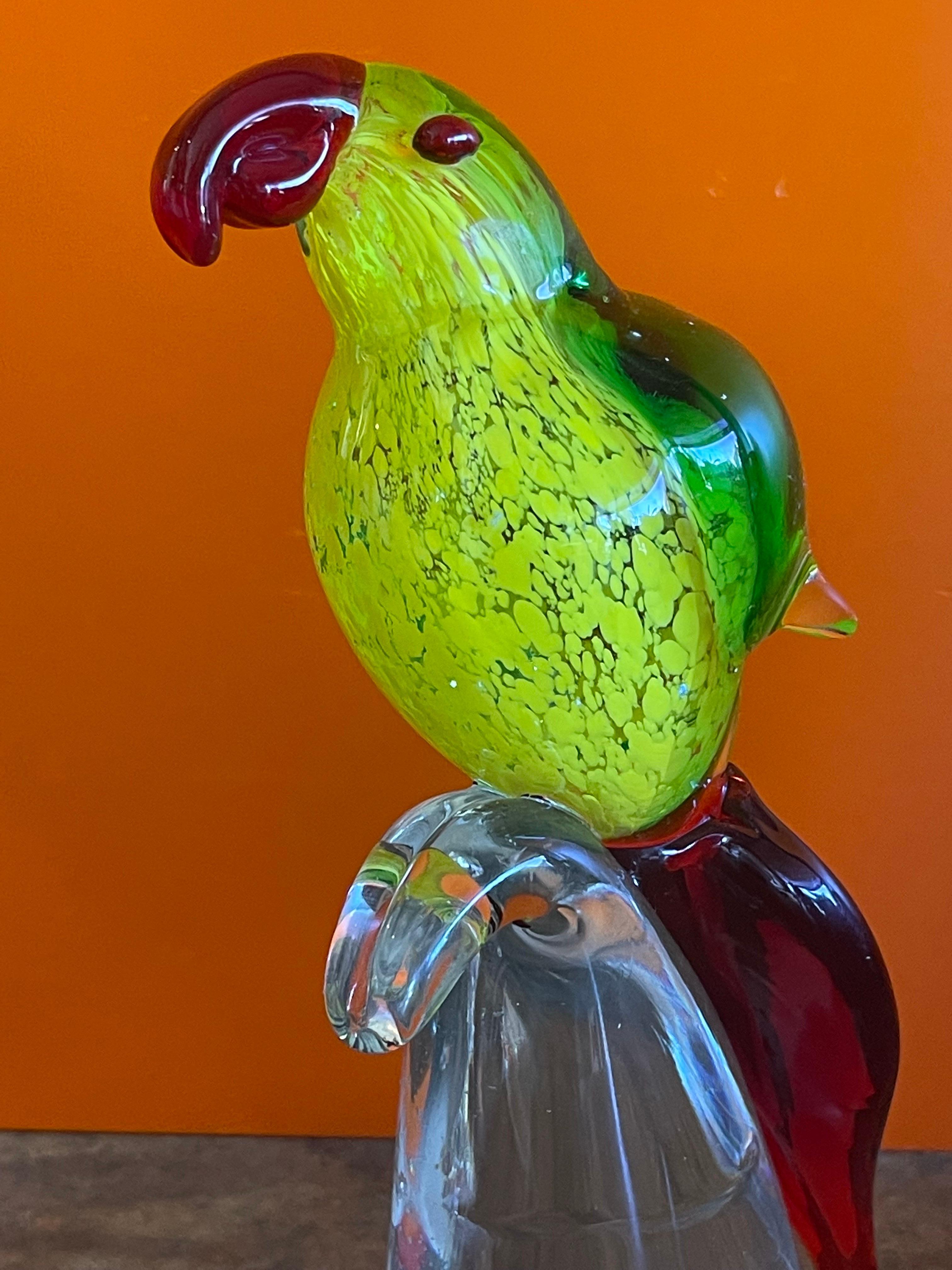 Stylish Parrot Art Glass Sculpture by Murano Glass In Good Condition For Sale In San Diego, CA