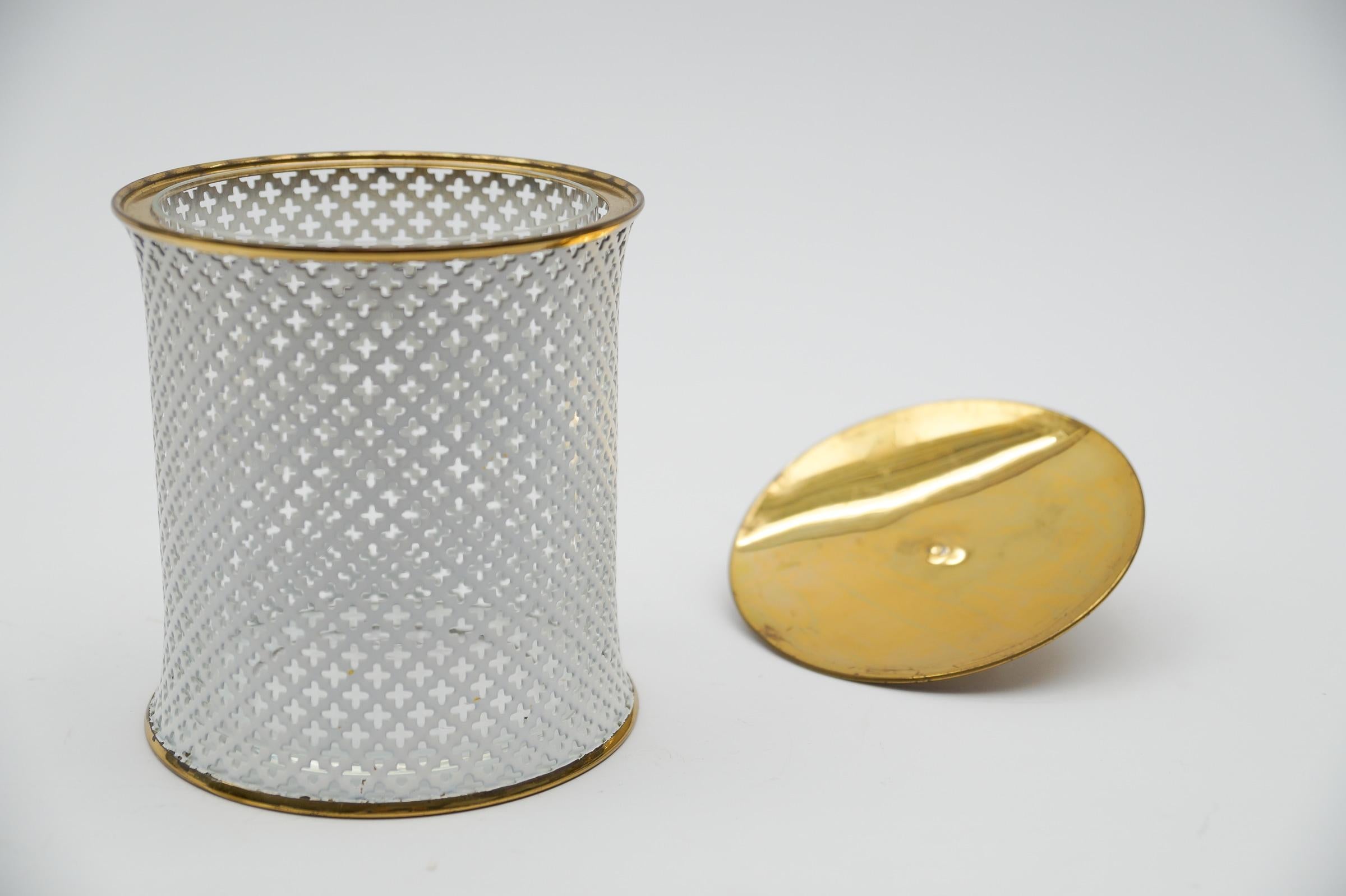 Stylish perforated metal, brass and glass mategot style cosmetic lidded tin  In Good Condition For Sale In Nürnberg, Bayern