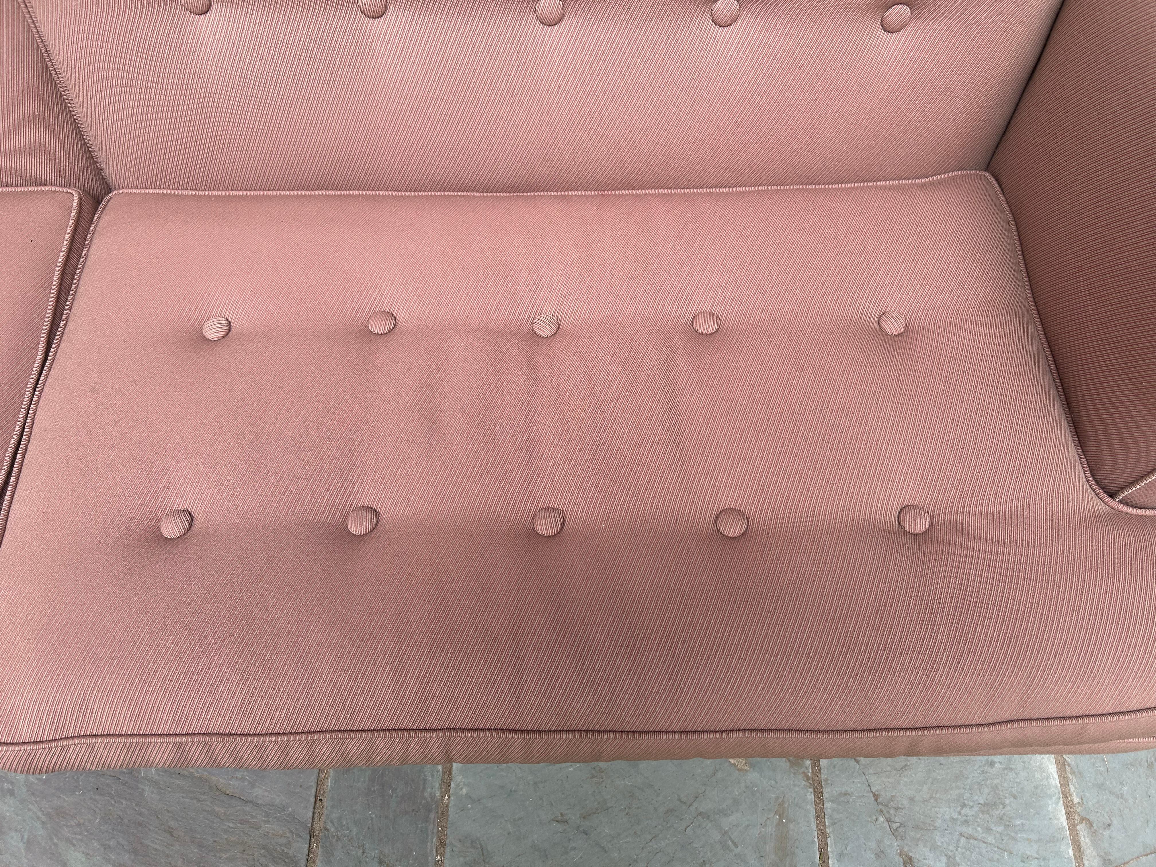 Divano in legno di noce di Edward Wormley per Dunbar, metà secolo. in vendita 1