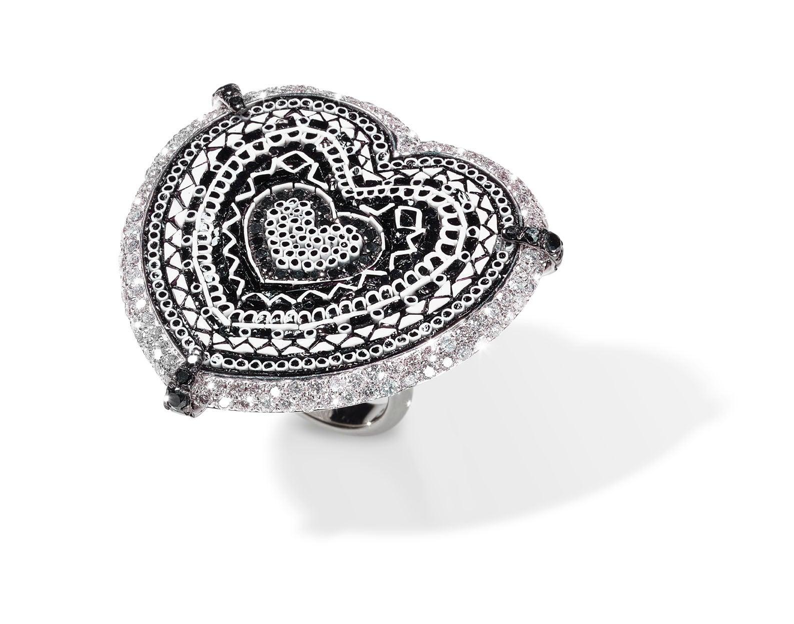 For Sale:  Stylish Ring White and Black Diamonds White Gold Hand Decorated Micromosaic 3