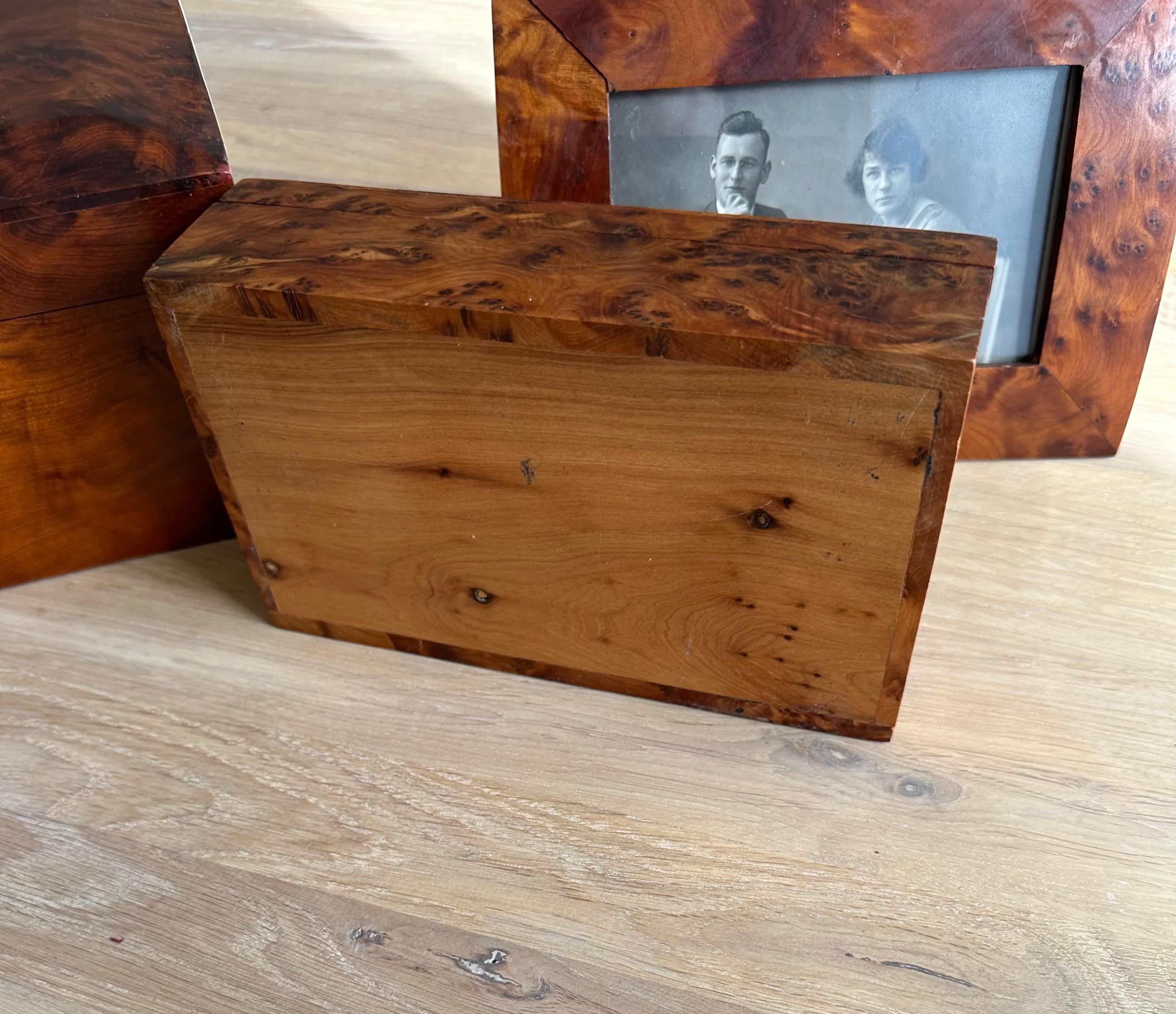 Elegante Juego De Madera De Burl / Burr Dos Cofres / Cajas Para Joyas Con Marco De Fotos en venta 3