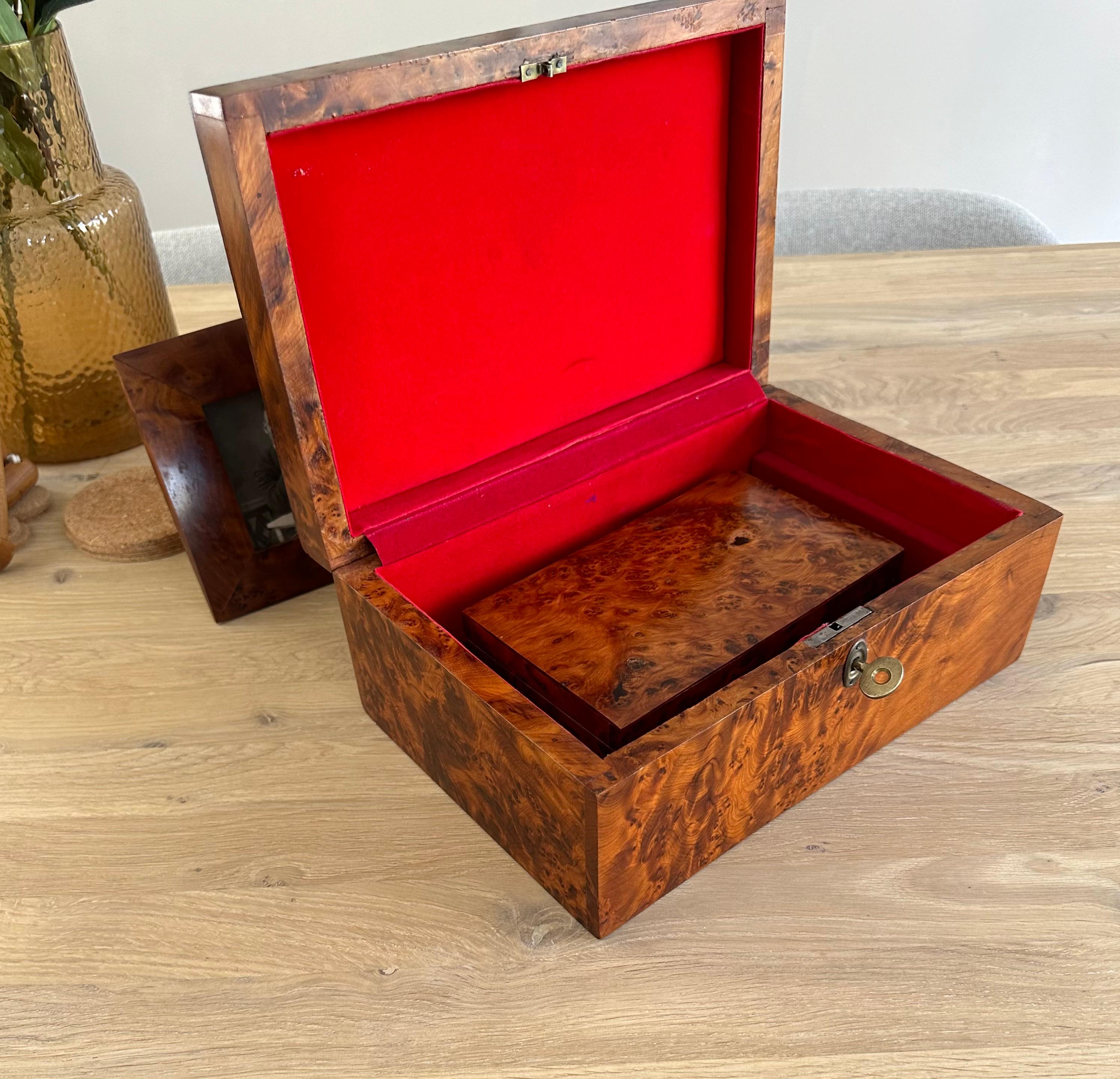 Elegante Juego De Madera De Burl / Burr Dos Cofres / Cajas Para Joyas Con Marco De Fotos Hecho a mano en venta