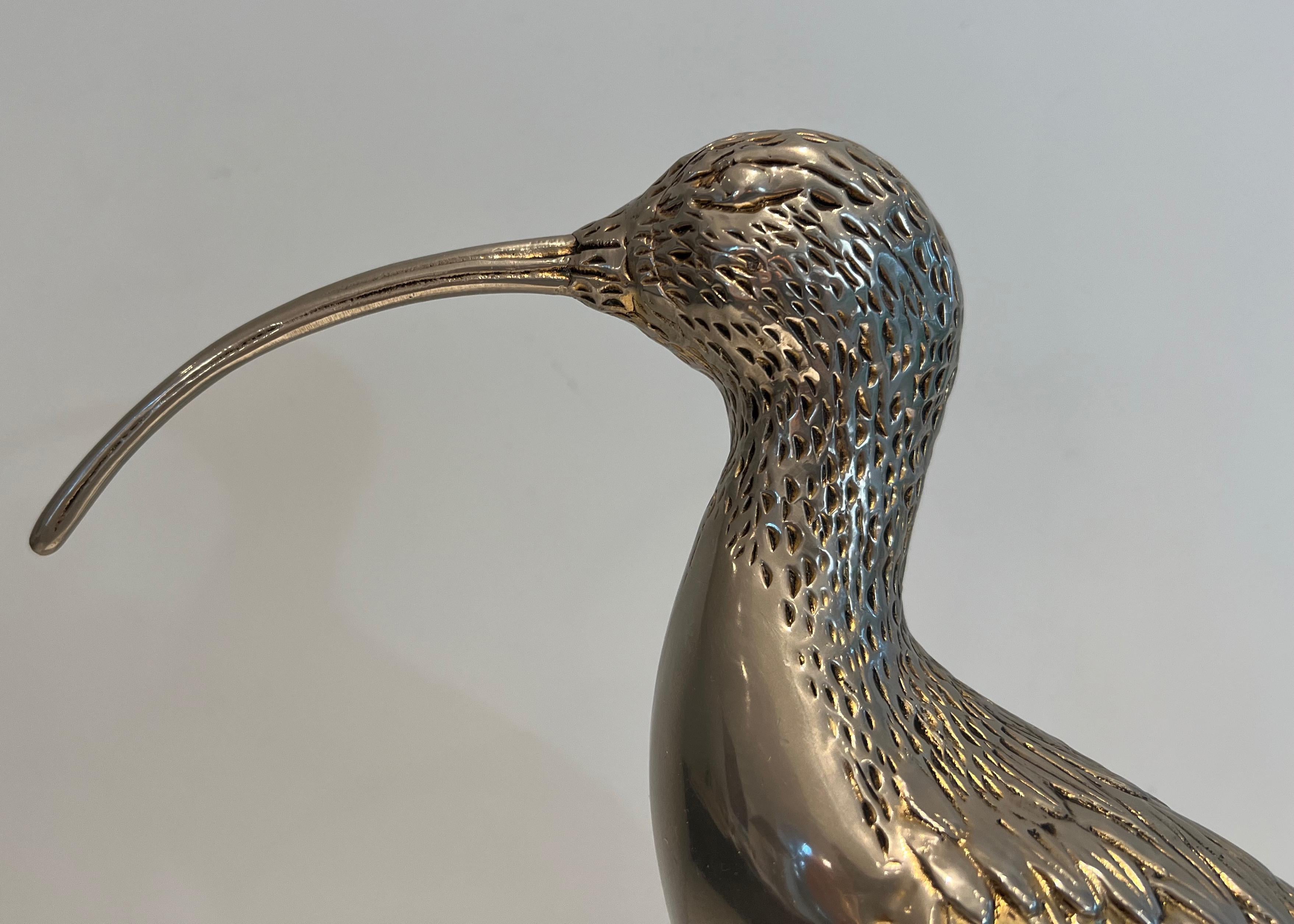 Laiton Élégant oiseau en laiton argenté. Travail français. Circa 1970 en vente
