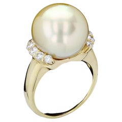 Vintage Stylish South Sea Pearl and Diamond Ring