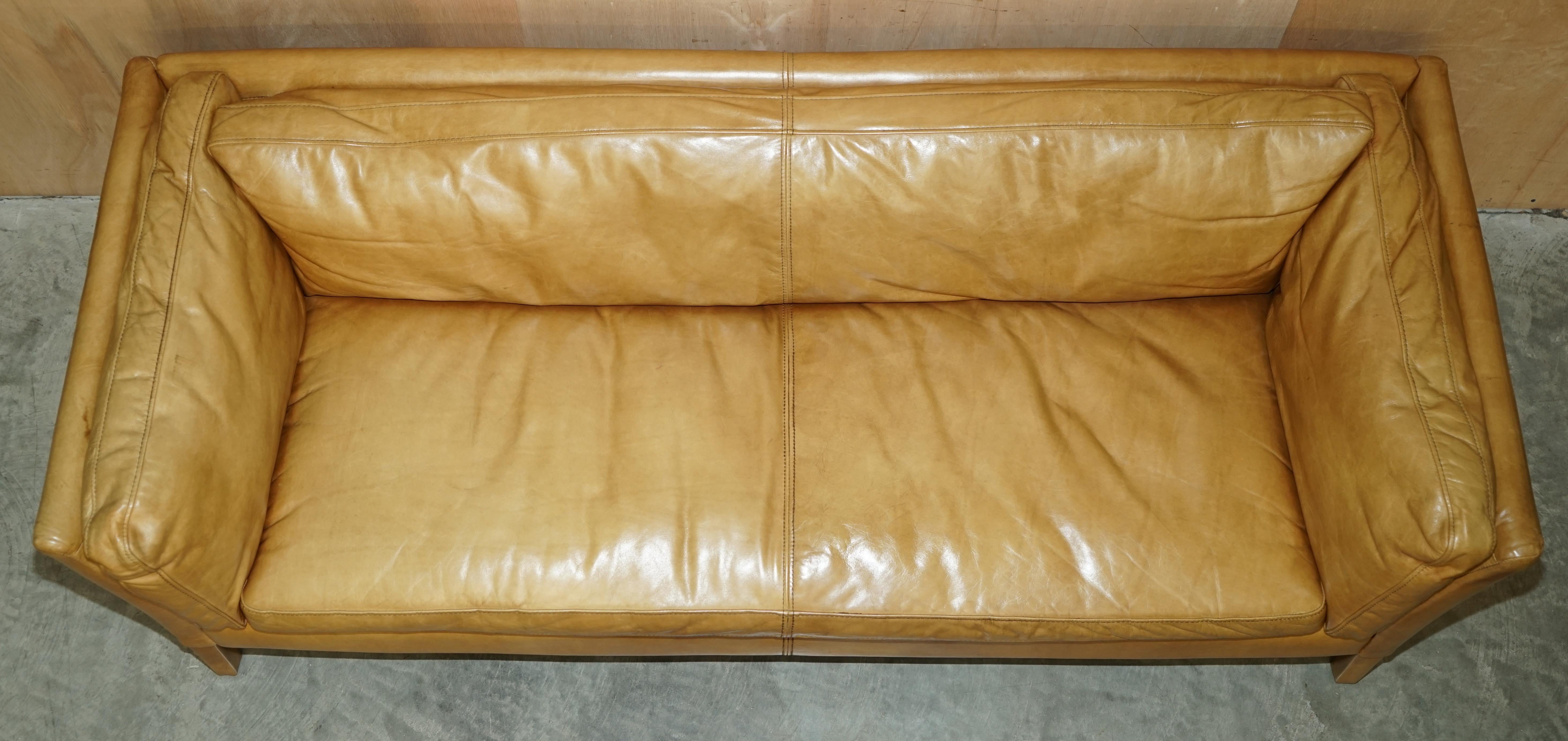 STYLiSH SUPER COMFORTABLE LARGE HALO GROUCHO TAN BROWN LEATHER THREE SEAT SOFA For Sale 3