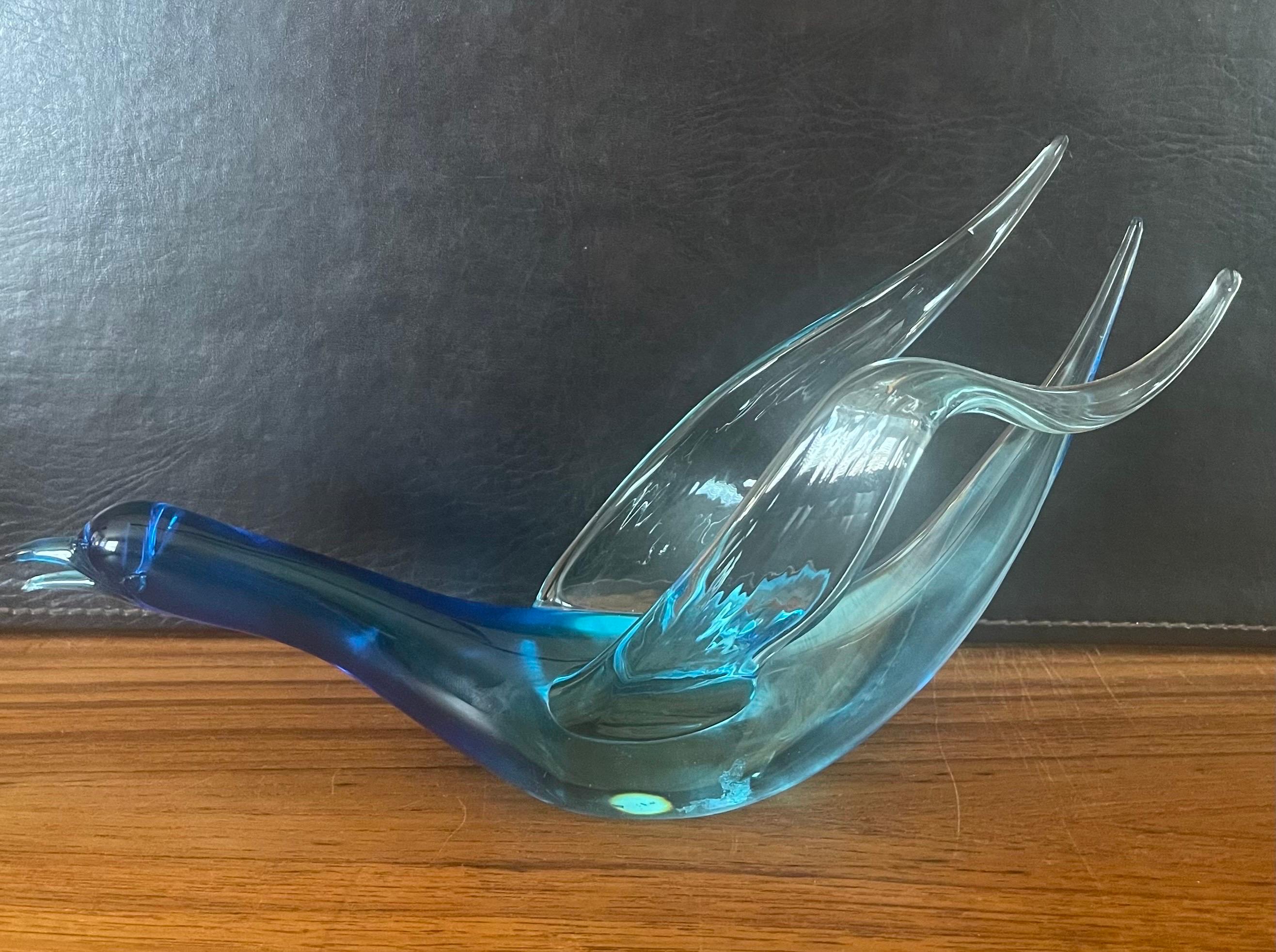 Stylish Swimming Swan Art Glass Sculpture by Murano Glass In Good Condition For Sale In San Diego, CA