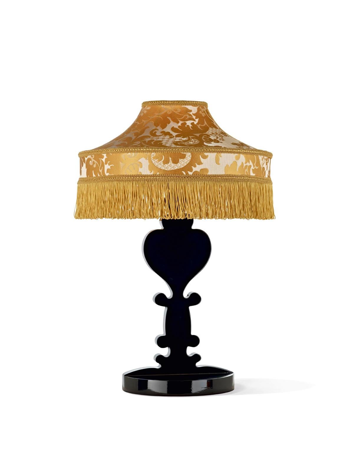 XXIe siècle et contemporain Abat-jour élégant pour lampe de table Franges en soie noire:: bleue:: rouge ou jaune:: viscose mélangée en vente